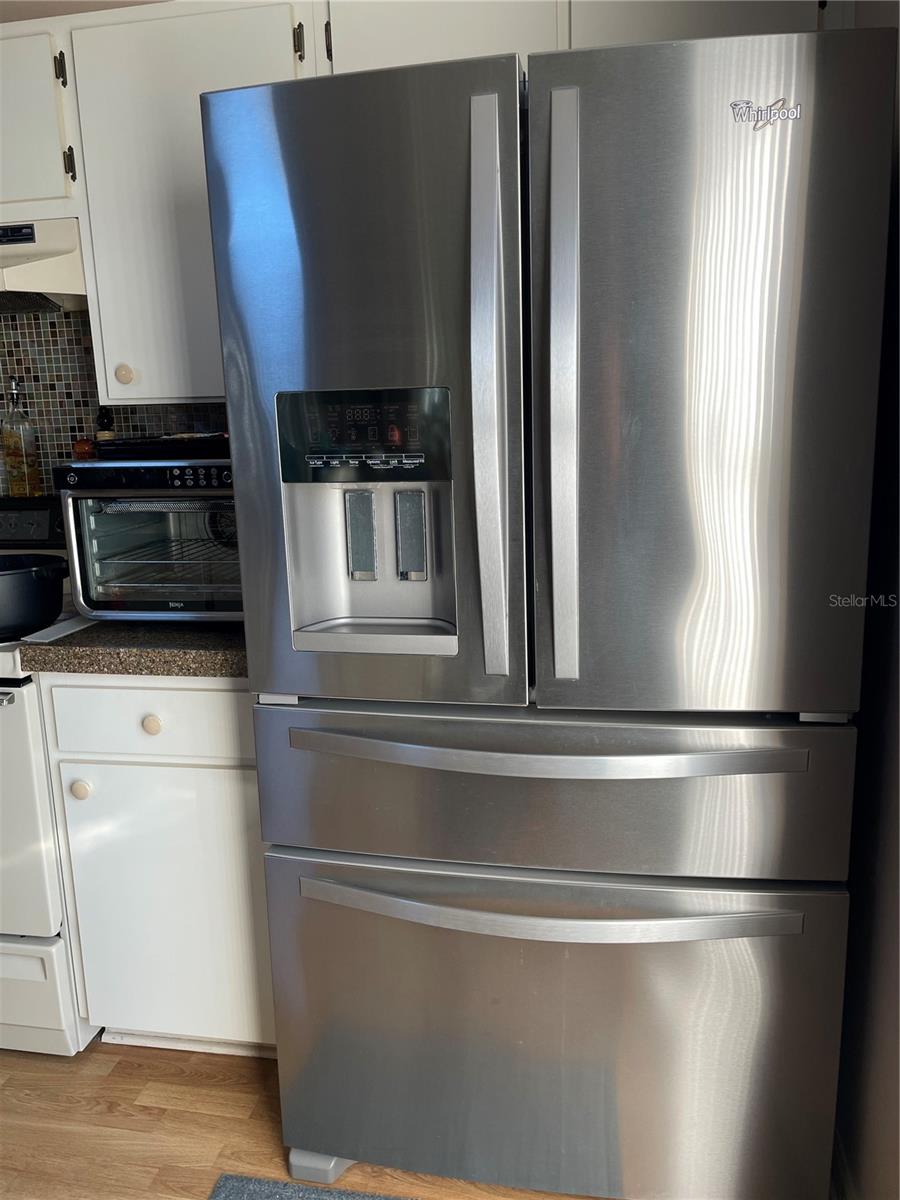 Image 17 of 27 For 28647 Twinbrook