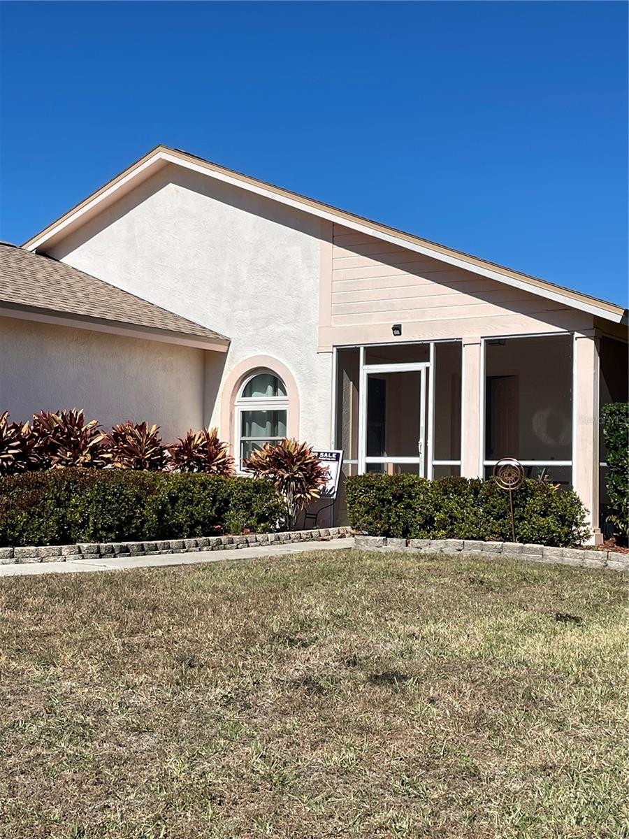 Image 2 of 27 For 28647 Twinbrook