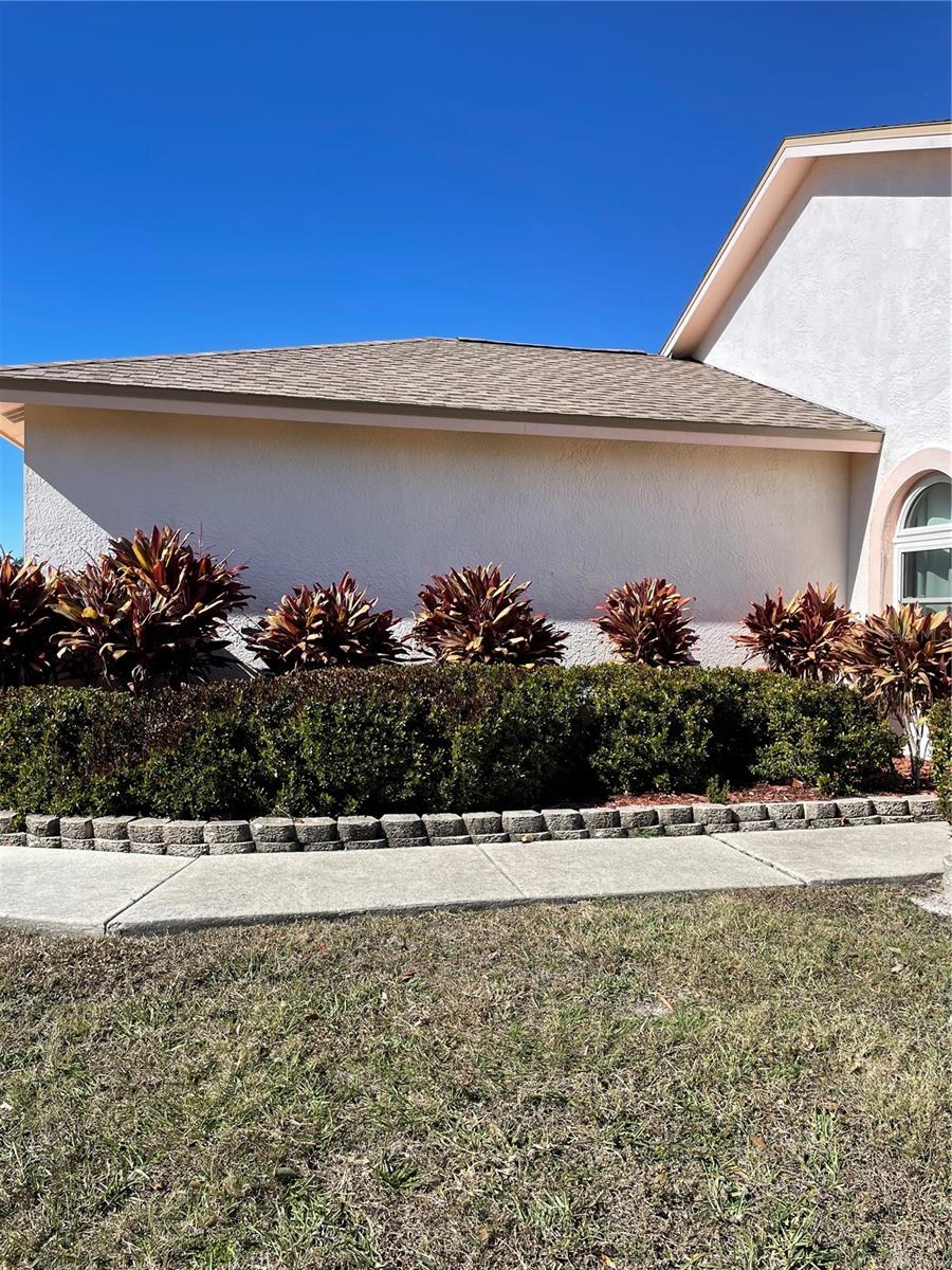 Image 3 of 27 For 28647 Twinbrook