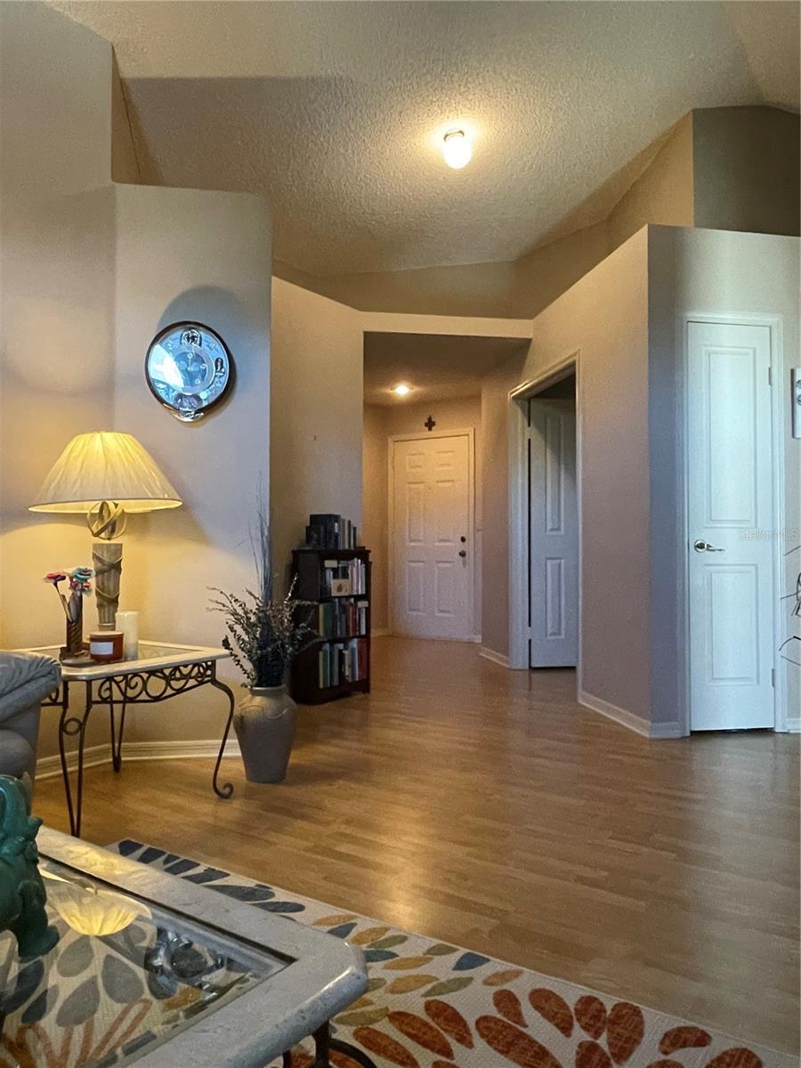 Image 7 of 27 For 28647 Twinbrook