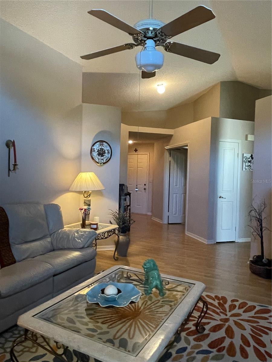 Image 8 of 27 For 28647 Twinbrook