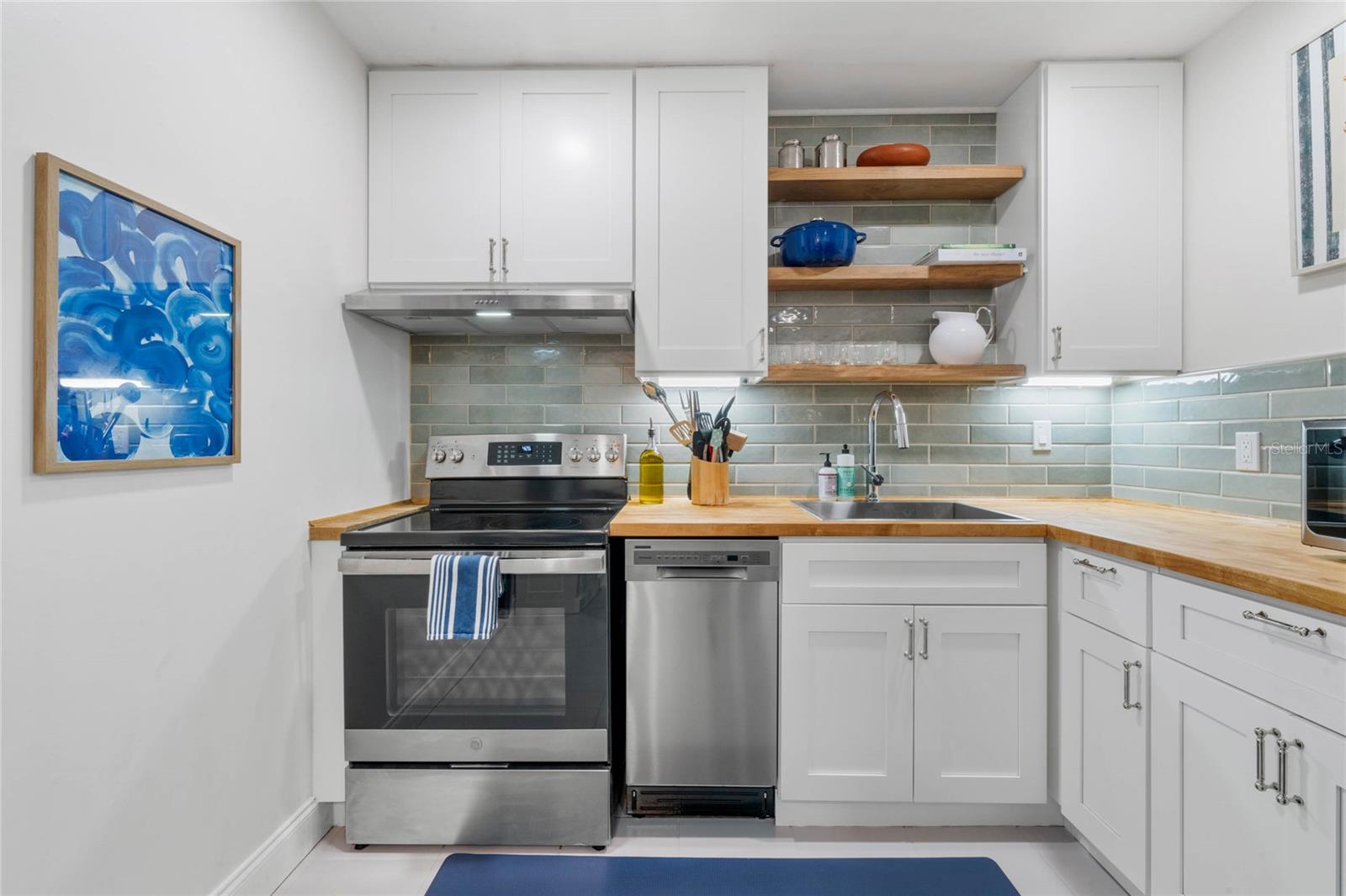 Image 12 of 46 For 1409 Southard Avenue