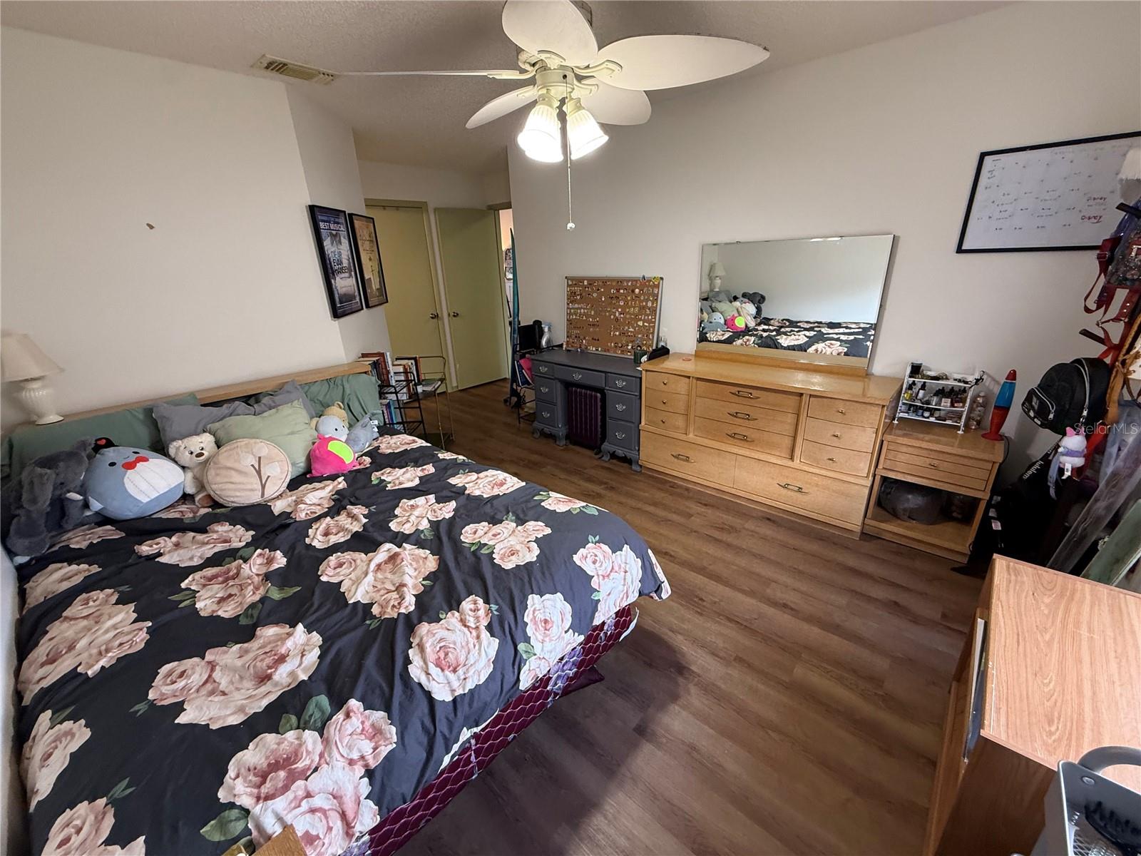 Image 12 of 36 For 108 Reserve Cir 212