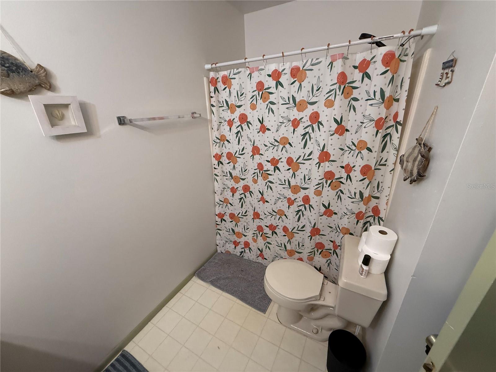 Image 14 of 36 For 108 Reserve Cir 212