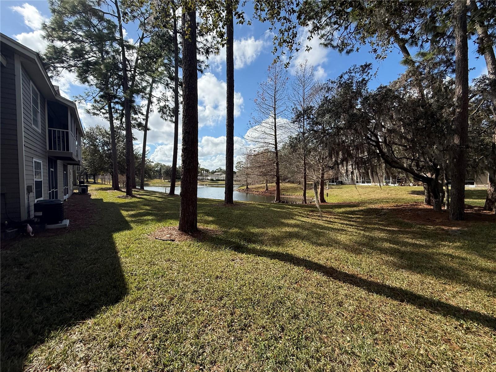 Image 30 of 36 For 108 Reserve Cir 212