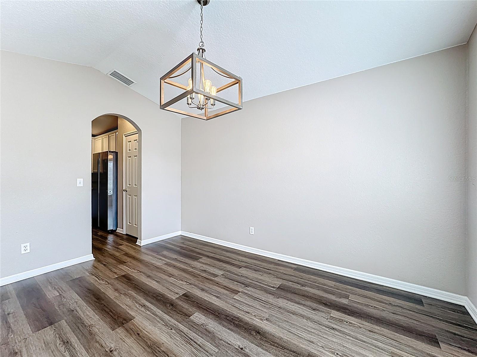 Image 11 of 68 For 3021 Buckeye Pointe Drive