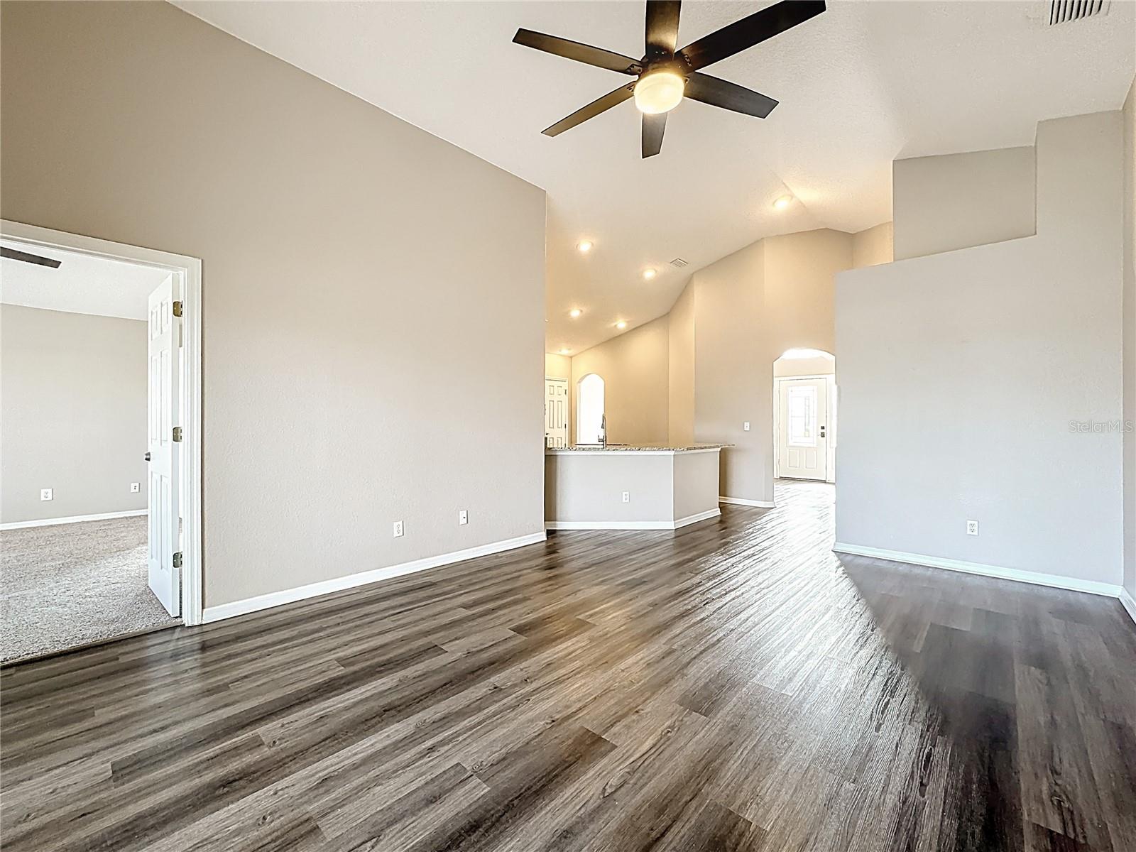 Image 18 of 68 For 3021 Buckeye Pointe Drive