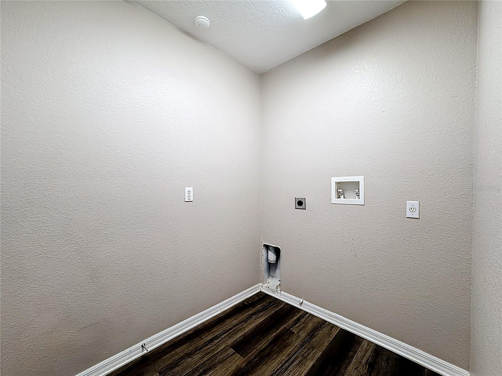 Image 37 of 68 For 3021 Buckeye Pointe Drive