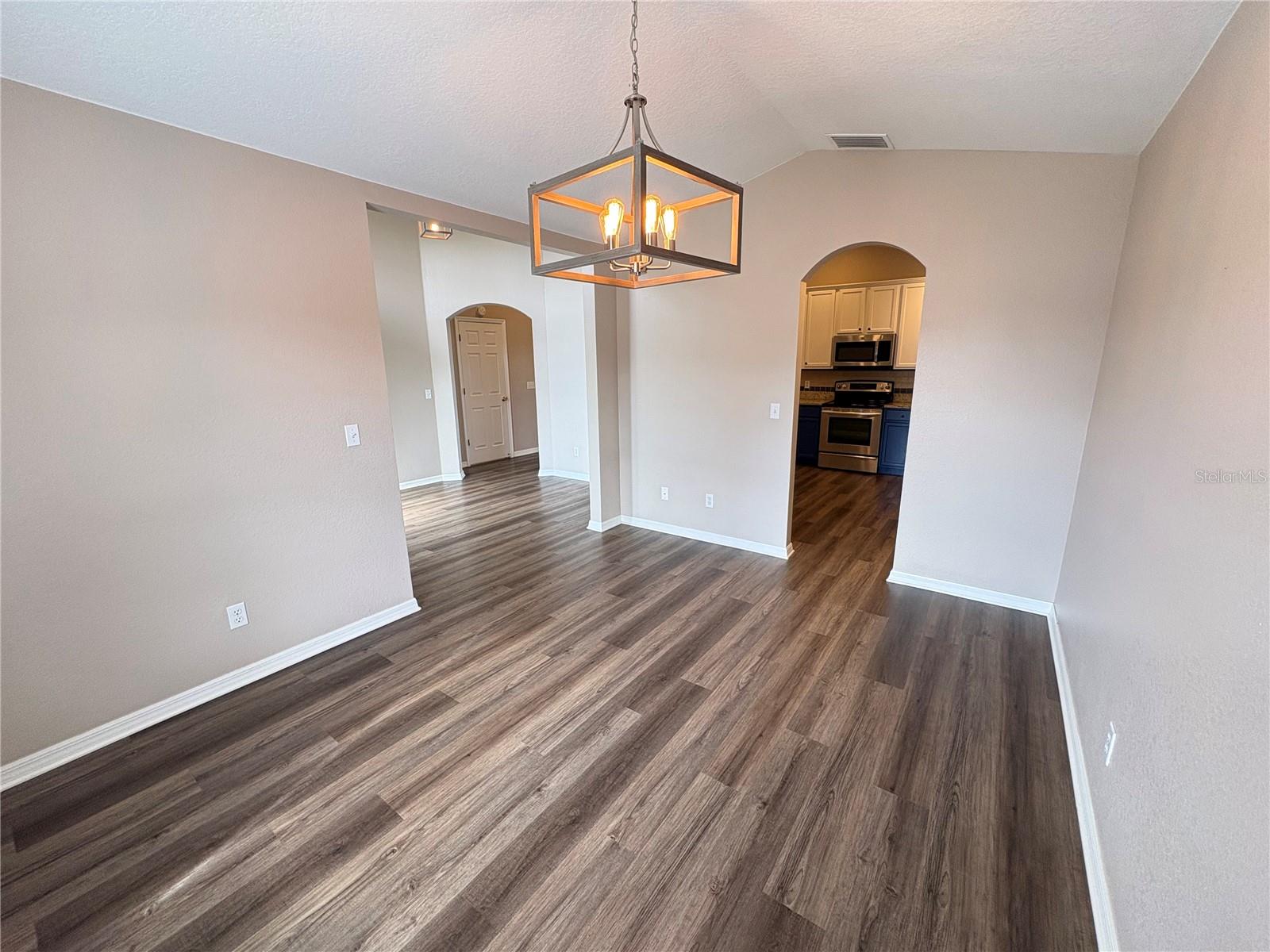 Image 9 of 68 For 3021 Buckeye Pointe Drive