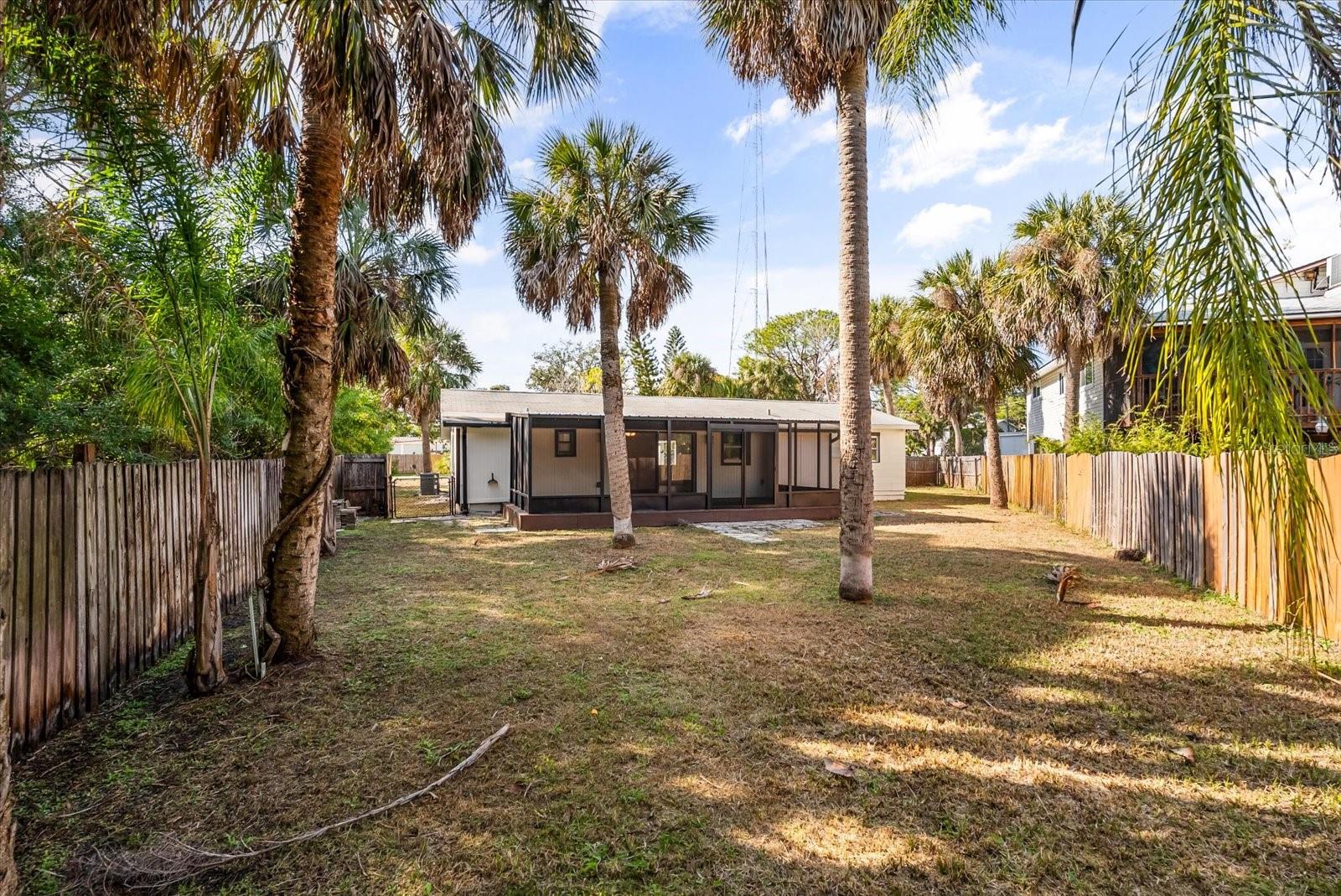 Image 4 of 35 For 10395 San Martin Boulevard Ne