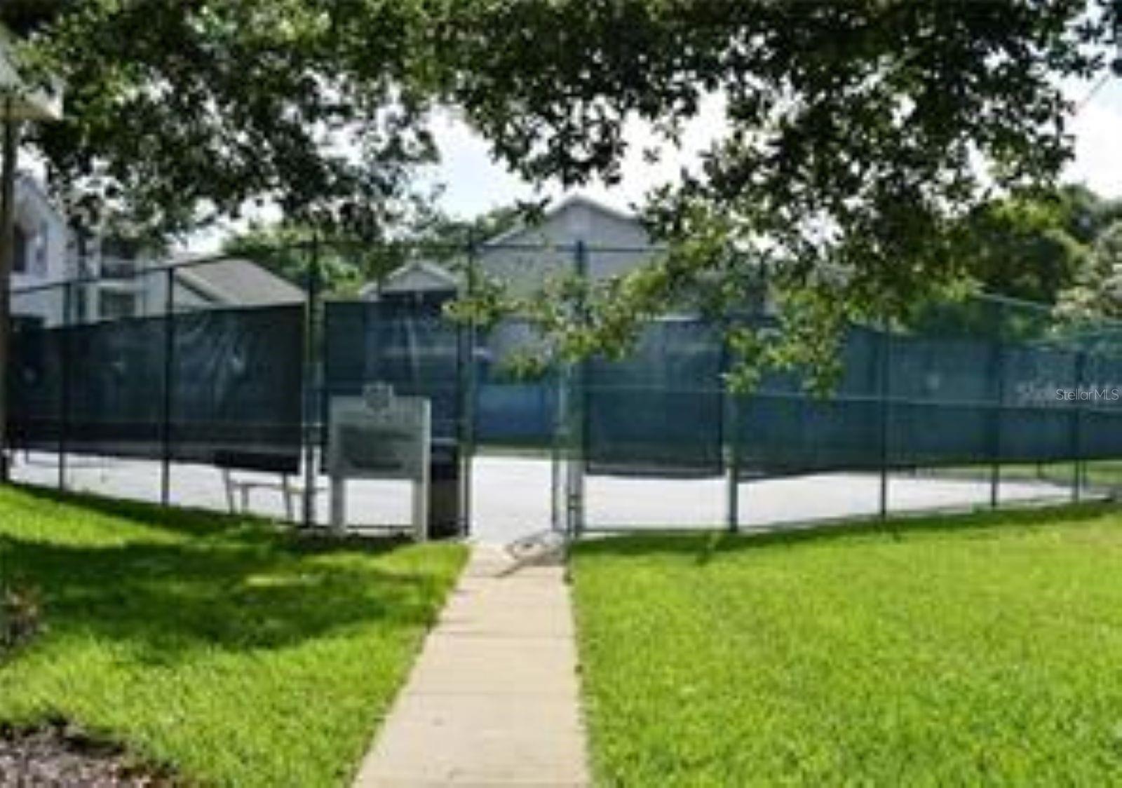 Image 26 of 27 For 2565 Grassy Point Drive 203