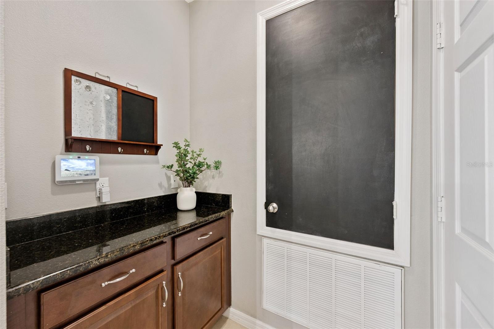 Image 20 of 36 For 3940 Pine Gate Trail