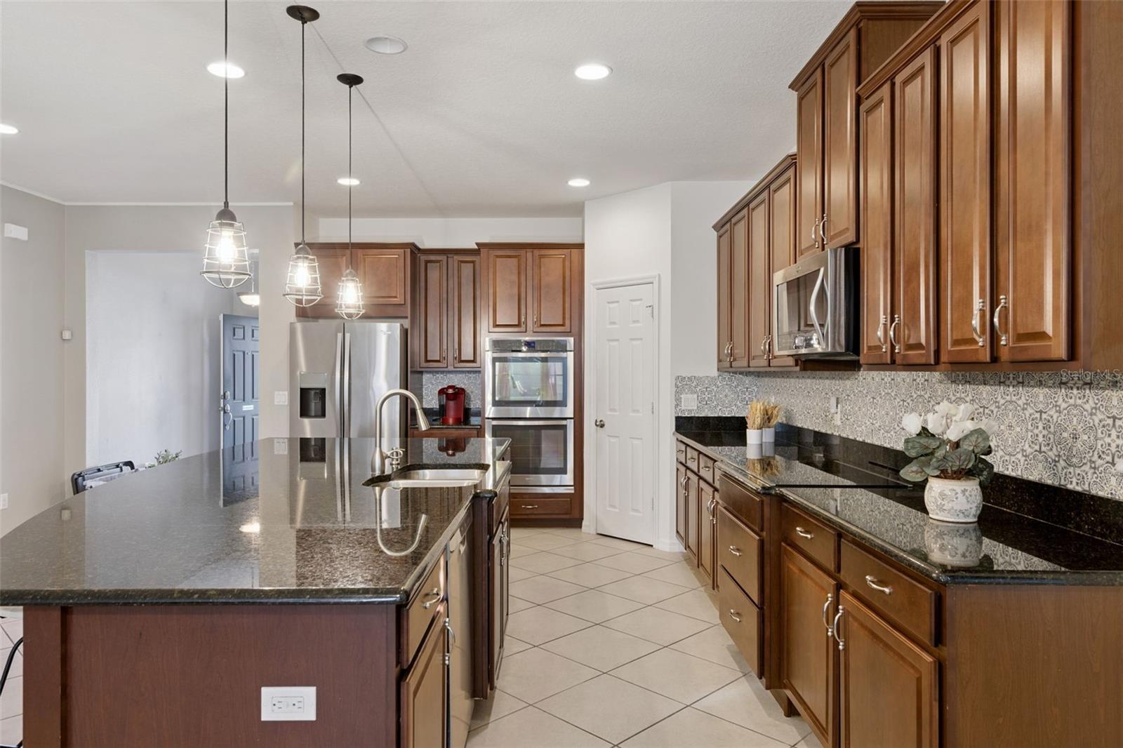 Image 5 of 36 For 3940 Pine Gate Trail