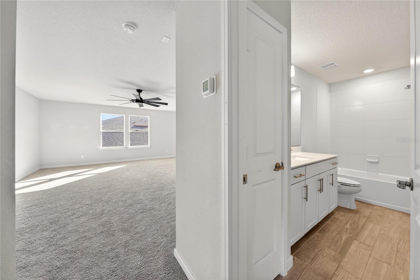 Image 14 of 63 For 5616 Arborvista Dr