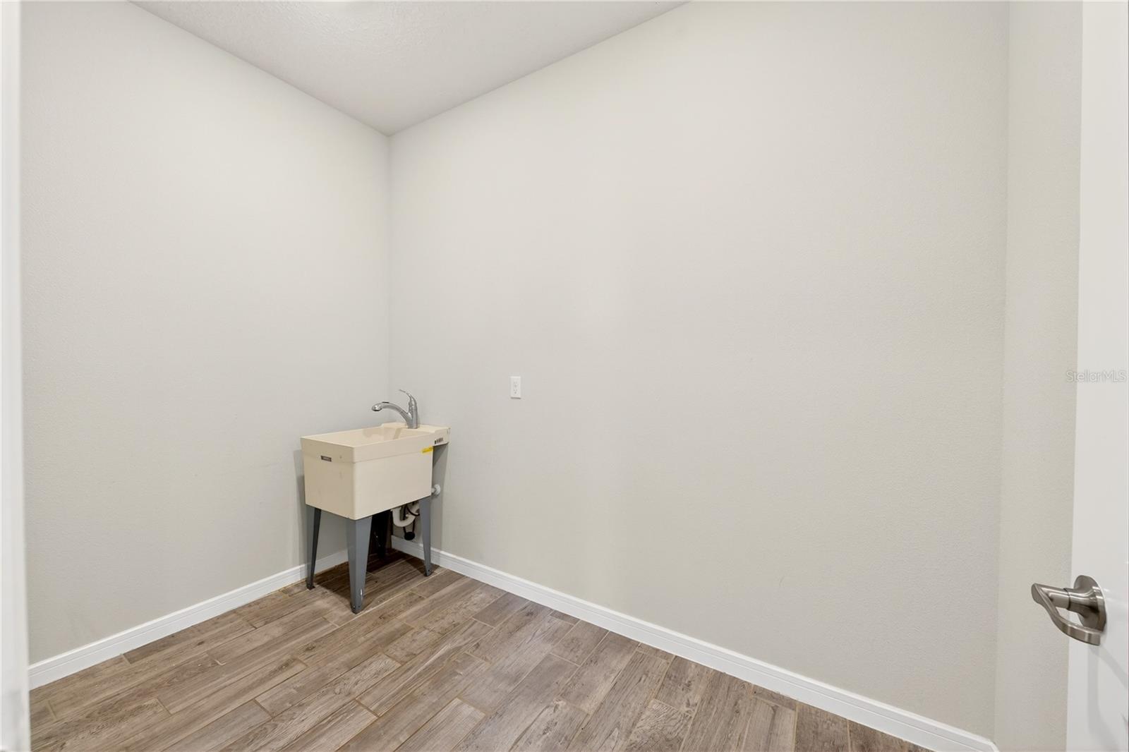 Image 50 of 63 For 5616 Arborvista Dr