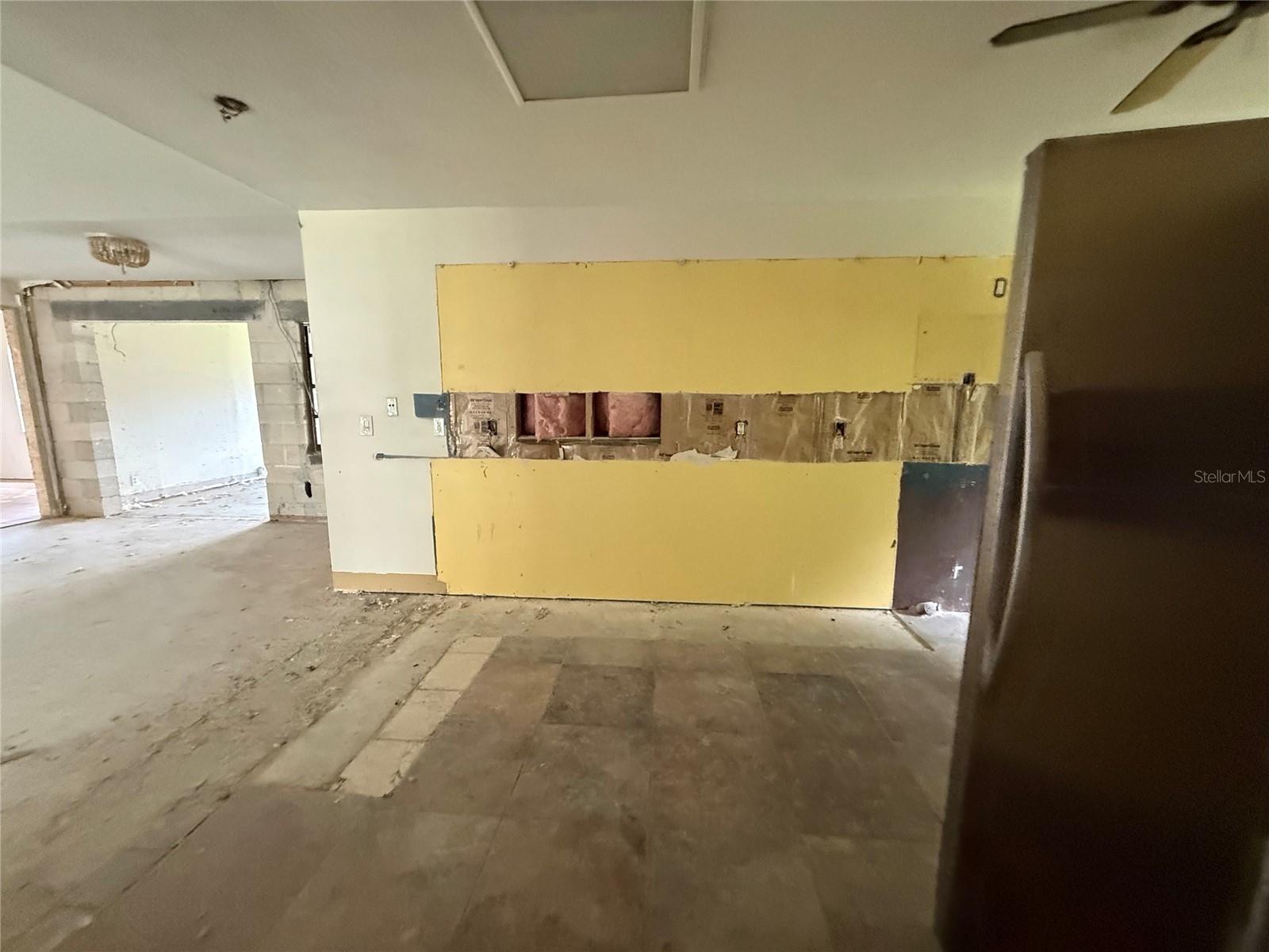 Image 7 of 18 For 1104 Timor Avenue