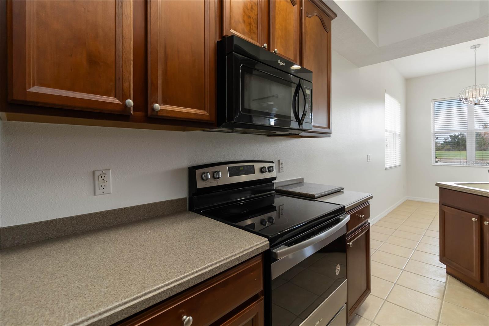 Image 10 of 32 For 9435 Myrtle Creek Lane 3