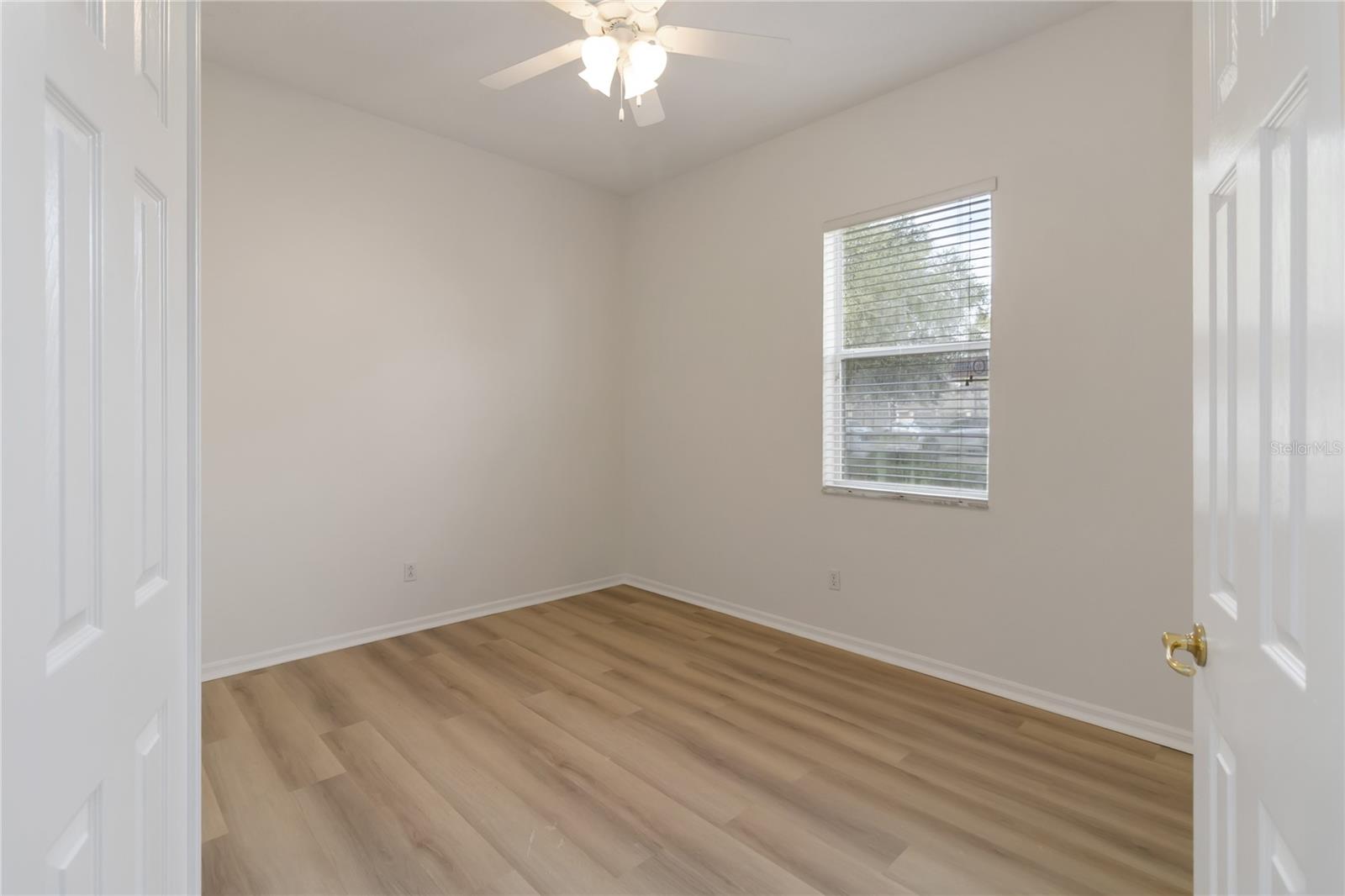 Image 15 of 32 For 9435 Myrtle Creek Lane 3