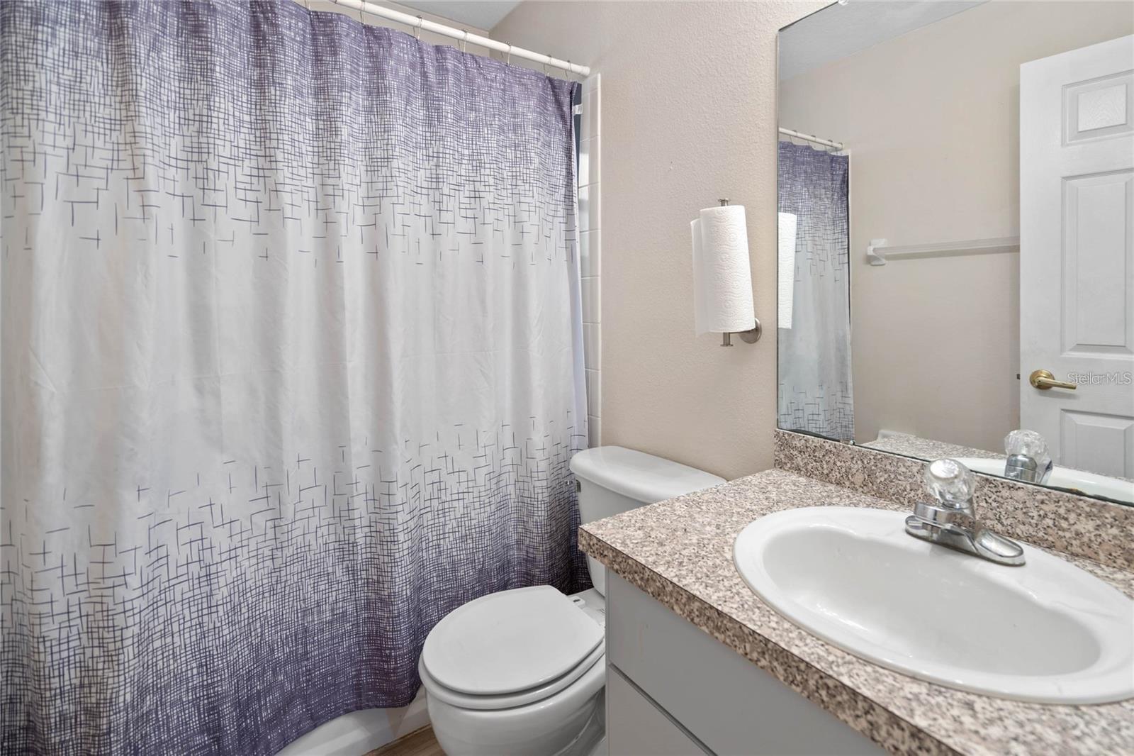 Image 13 of 22 For 541 Heather Glen Dr