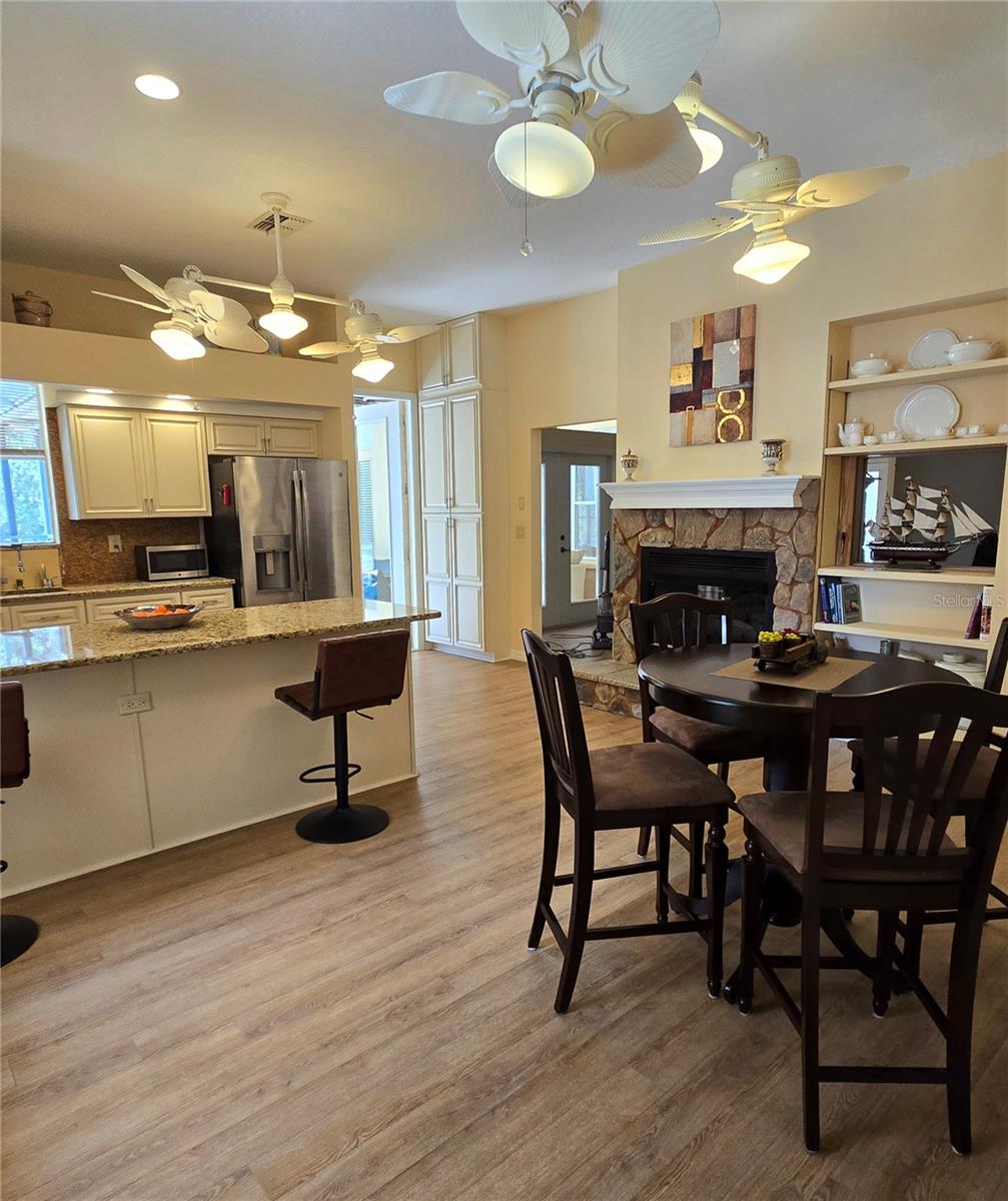 Image 13 of 35 For 25344 Croom Road