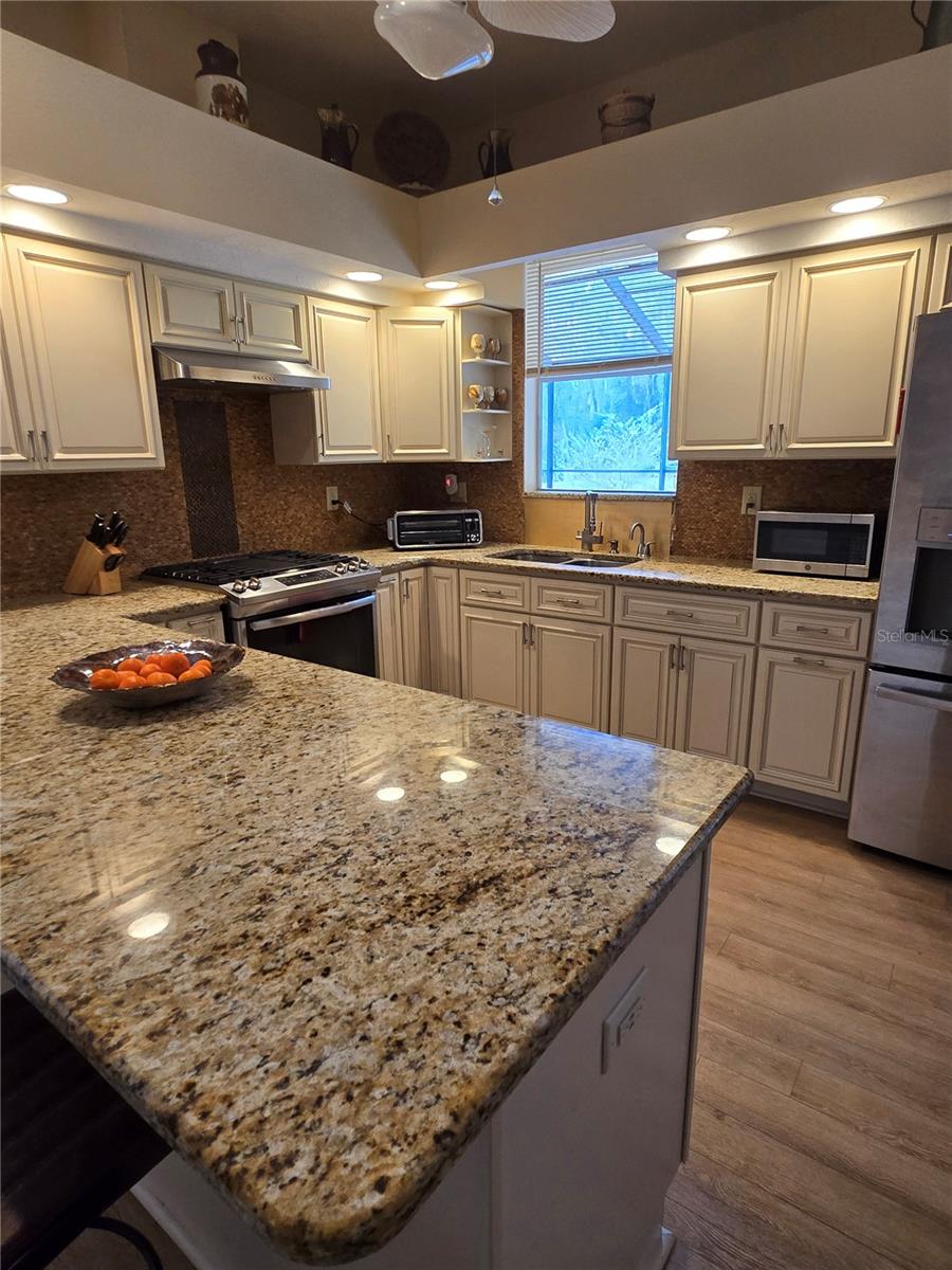 Image 15 of 35 For 25344 Croom Road