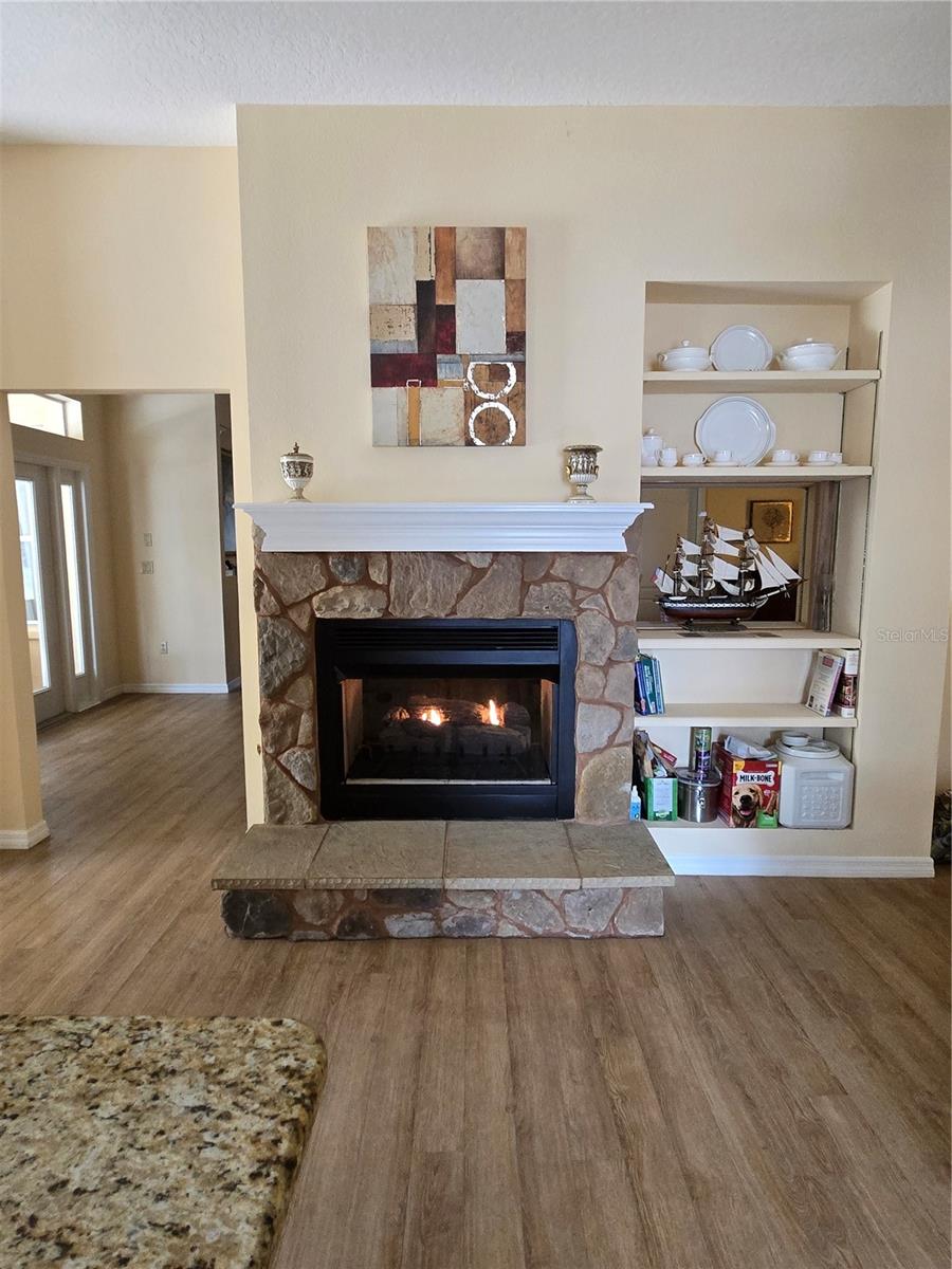 Image 17 of 35 For 25344 Croom Road