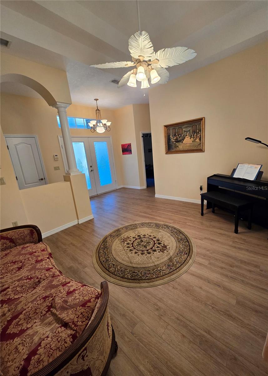 Image 3 of 35 For 25344 Croom Road