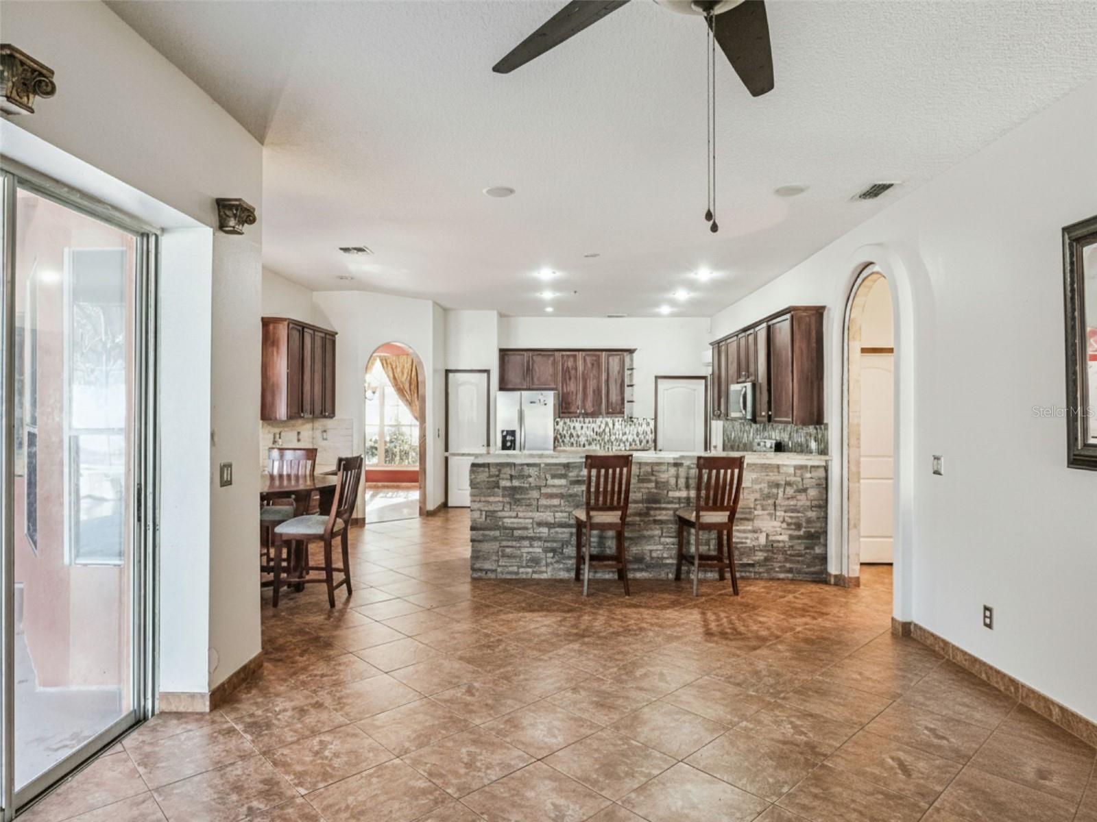 Image 14 of 47 For 9101 Lake Coventry Ct