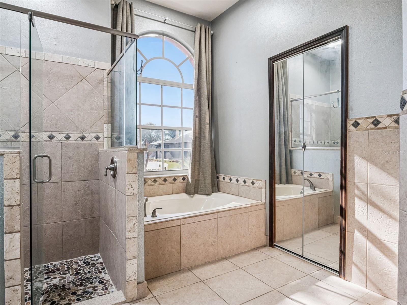 Image 23 of 47 For 9101 Lake Coventry Ct