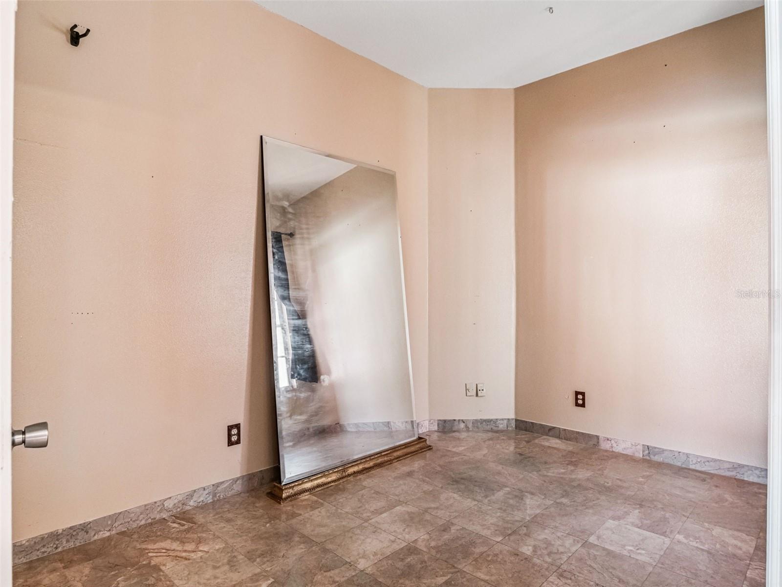 Image 5 of 47 For 9101 Lake Coventry Ct