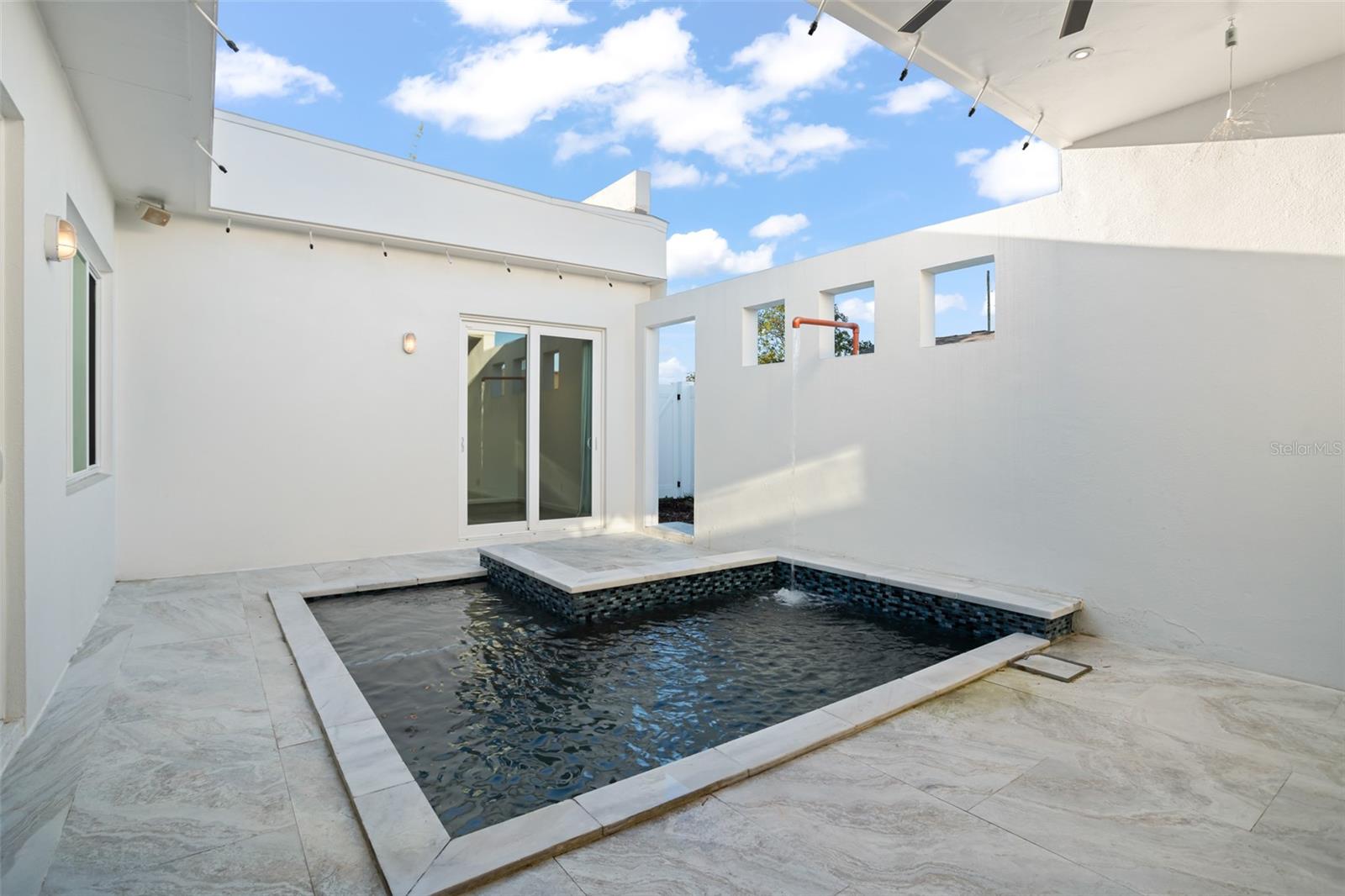 Image 53 of 57 For 2411 Center Avenue