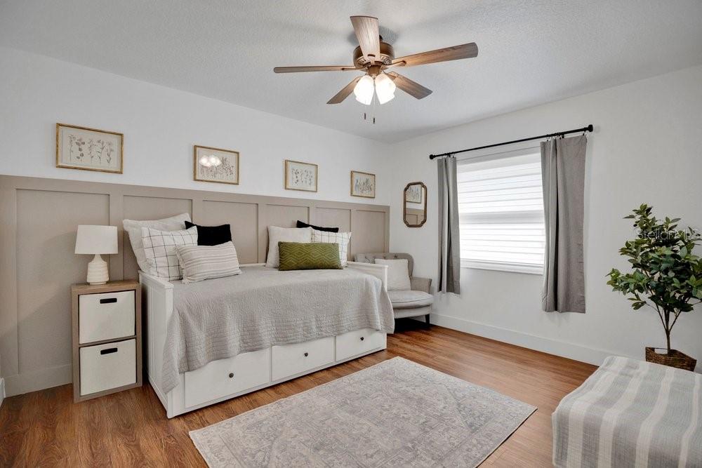 Image 14 of 26 For 400 Shady Banks Road