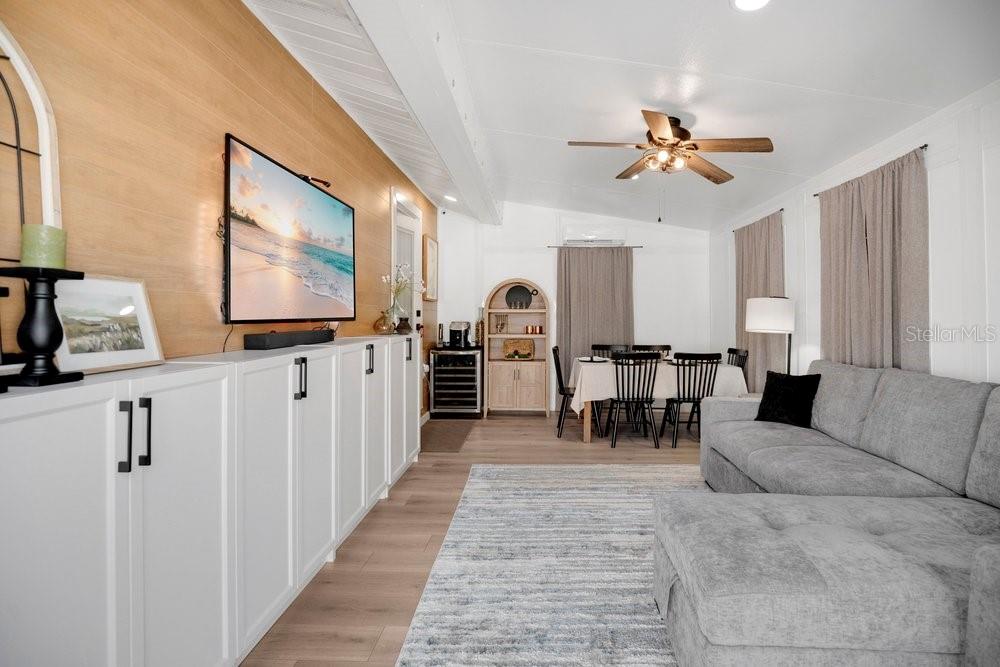 Image 18 of 26 For 400 Shady Banks Road