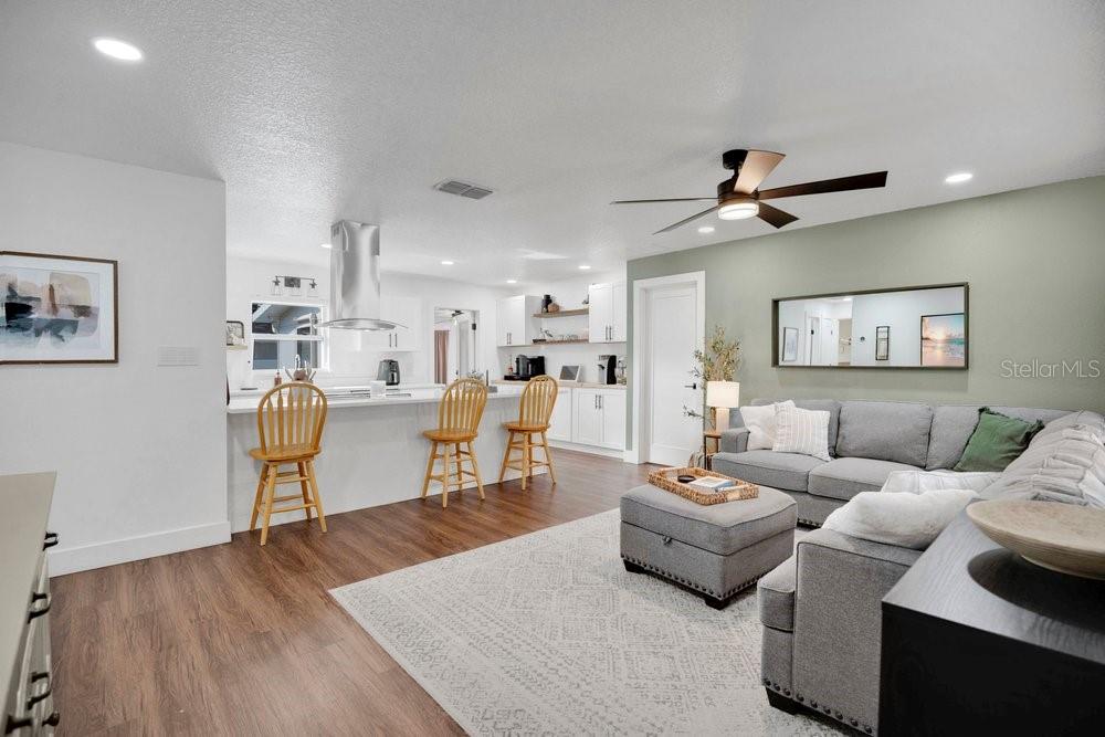 Image 7 of 26 For 400 Shady Banks Road