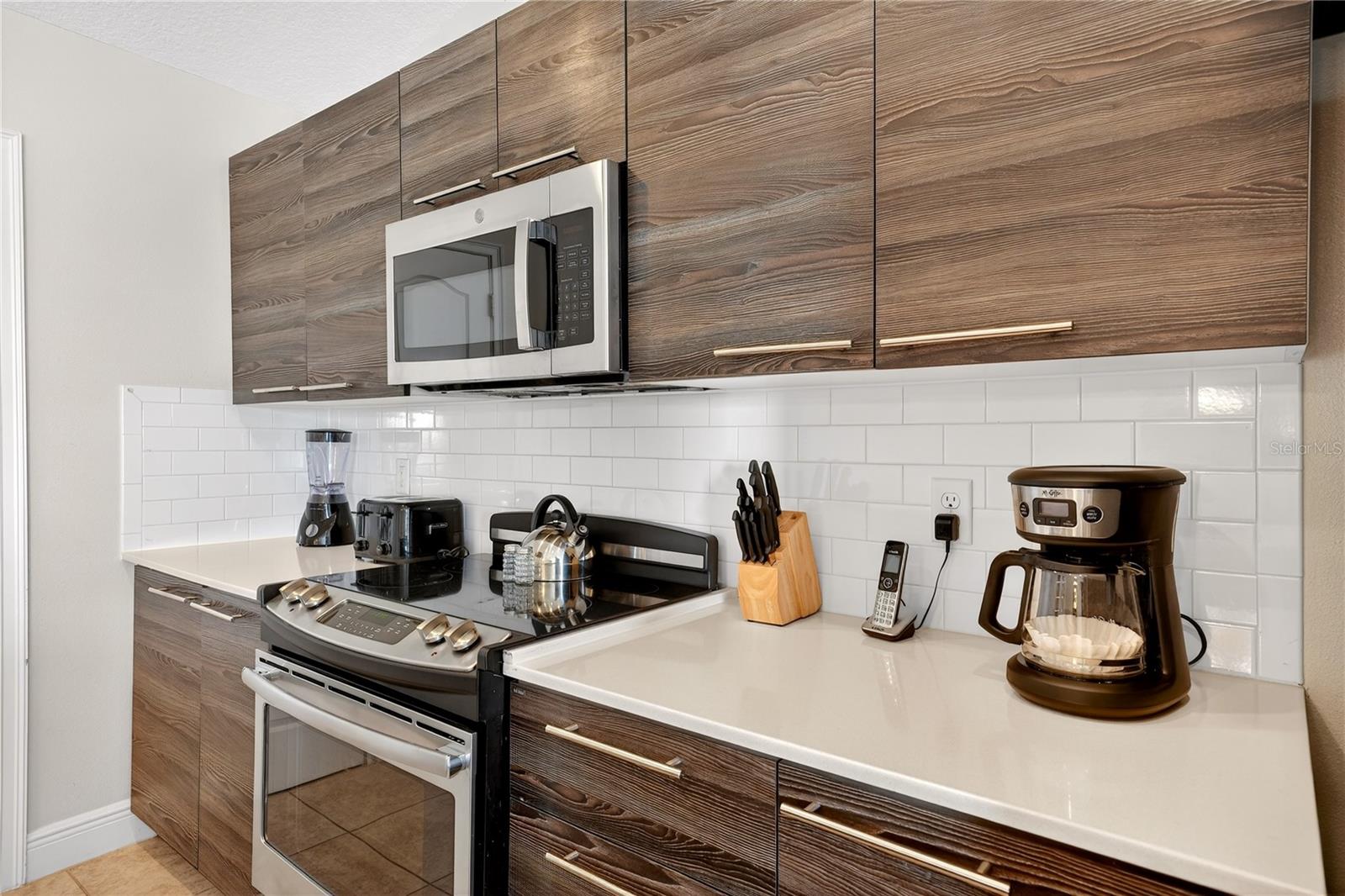 Image 25 of 52 For 121 Kenny Blvd