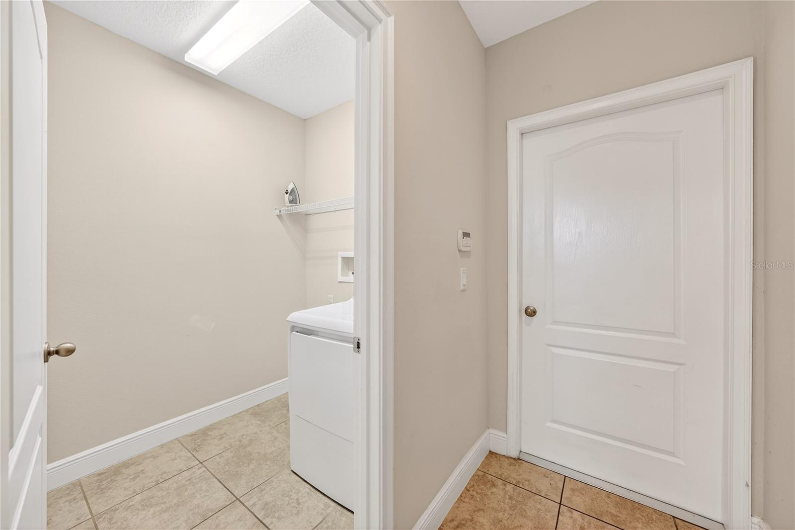 Image 36 of 52 For 121 Kenny Blvd