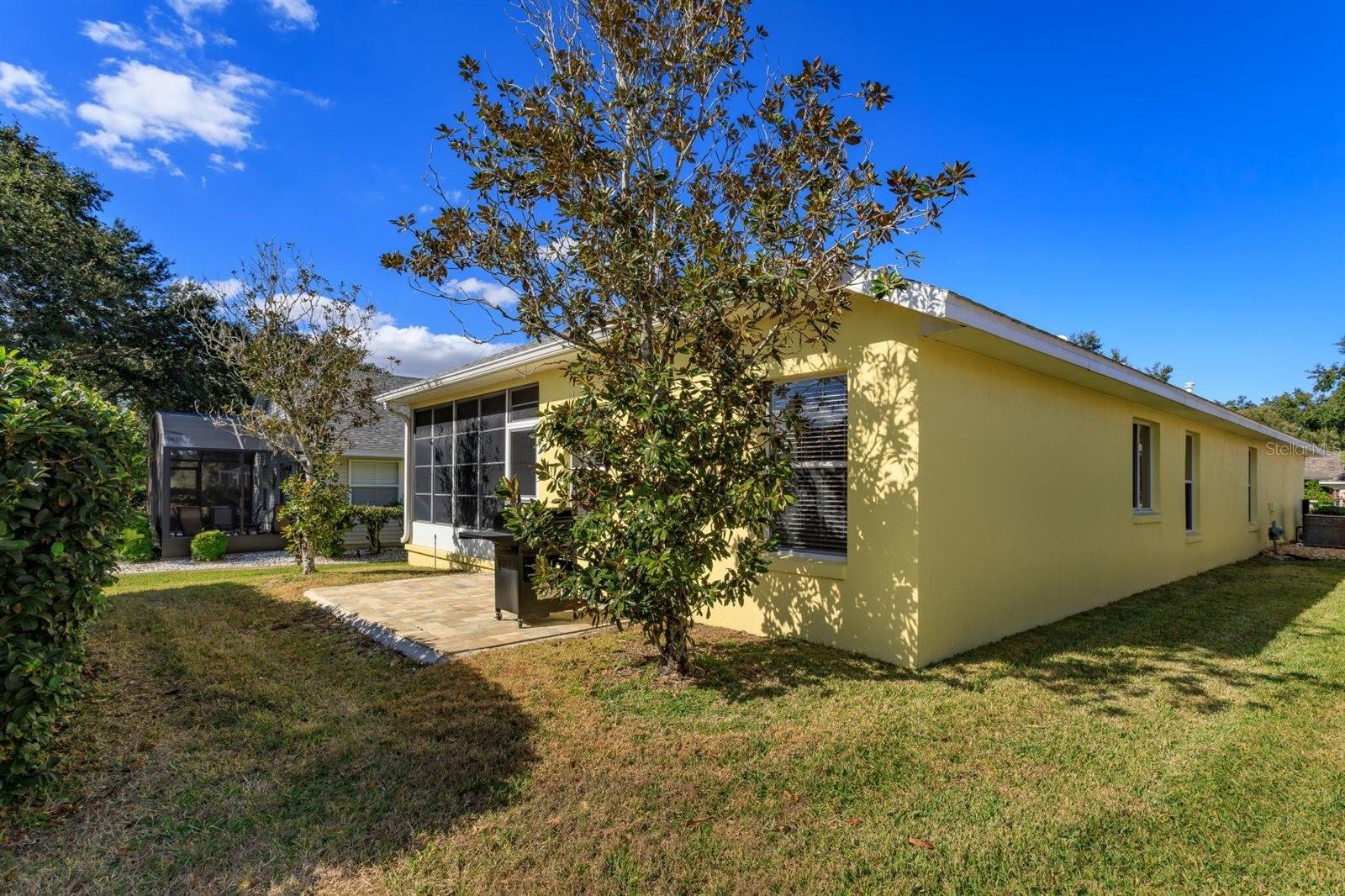 Image 23 of 43 For 5552 King James Avenue