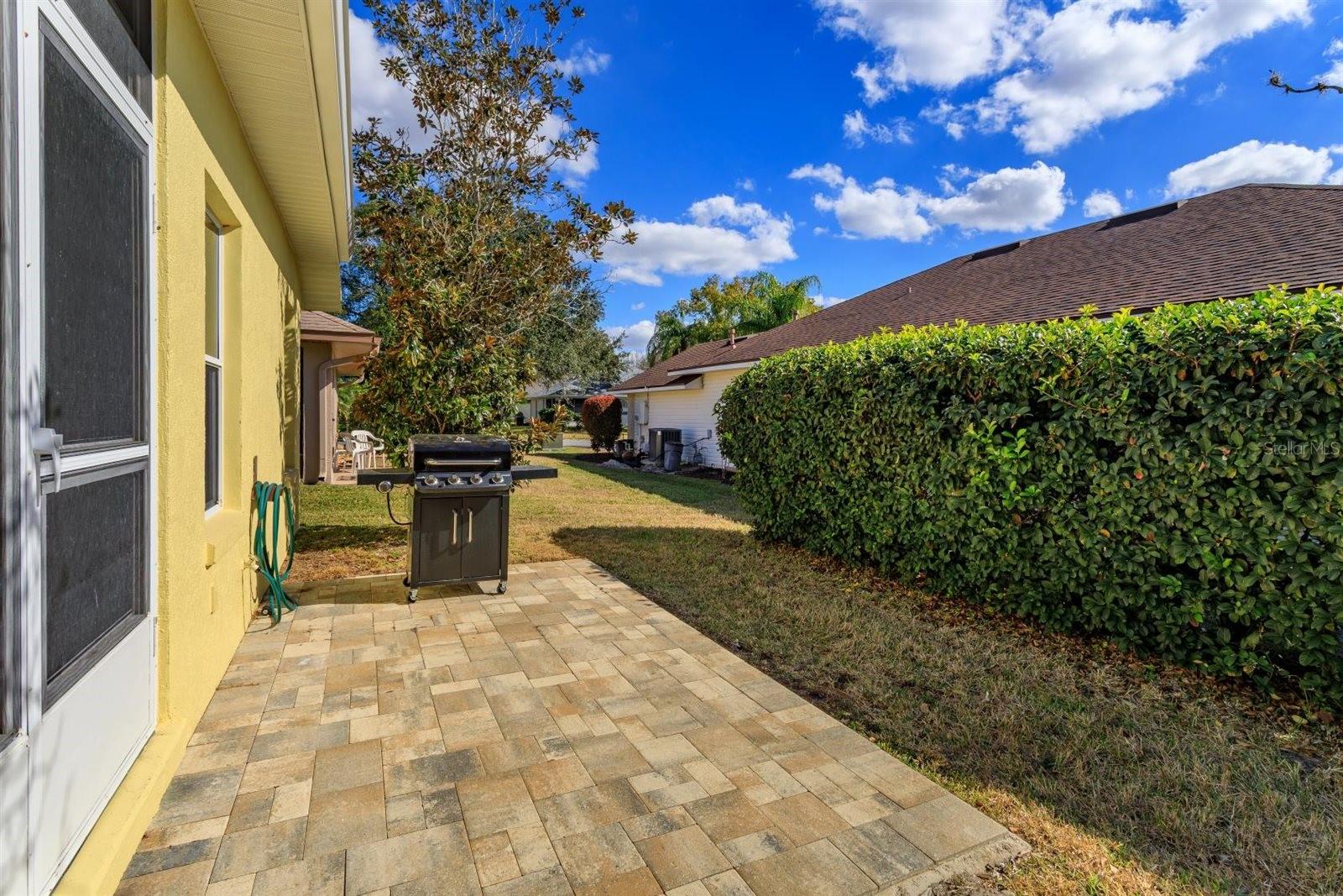 Image 24 of 43 For 5552 King James Avenue