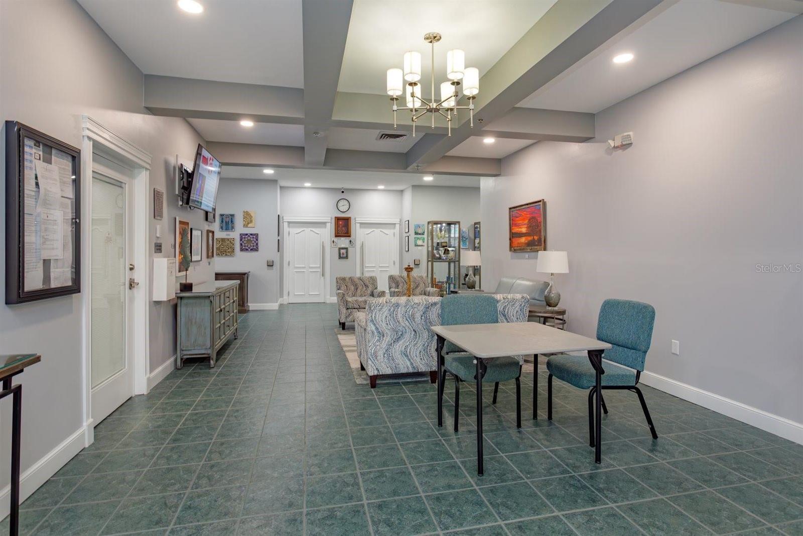 Image 29 of 43 For 5552 King James Avenue