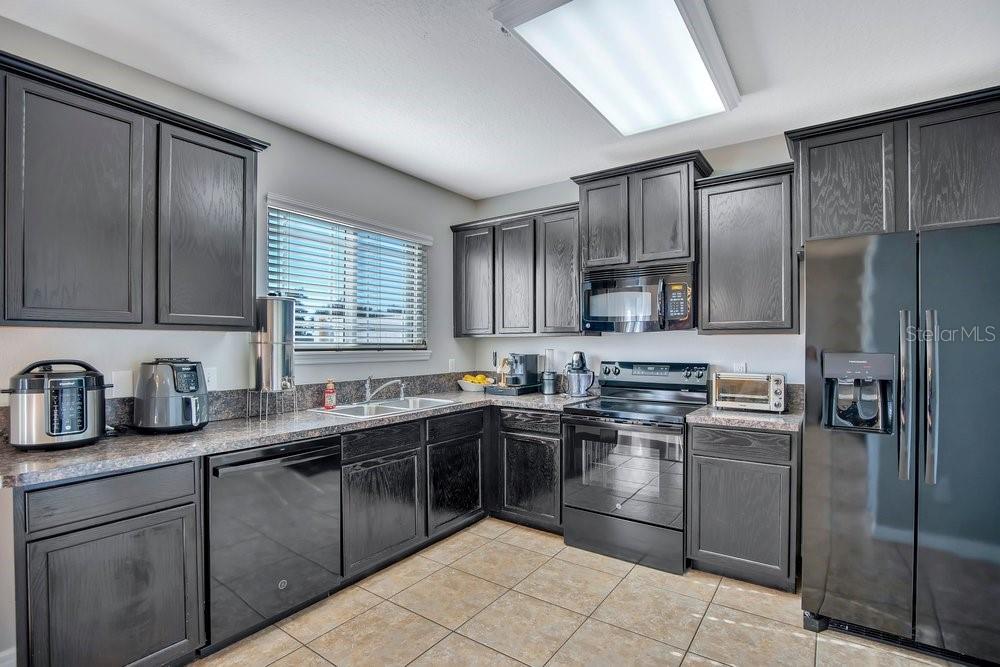 Image 10 of 33 For 10124 Green Branch Court