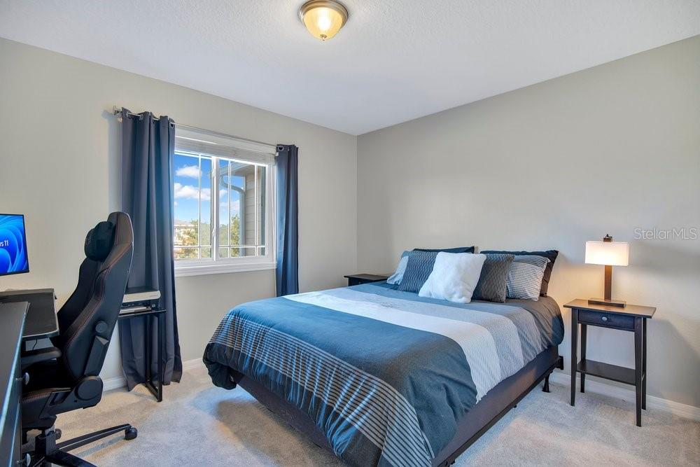 Image 18 of 33 For 10124 Green Branch Court