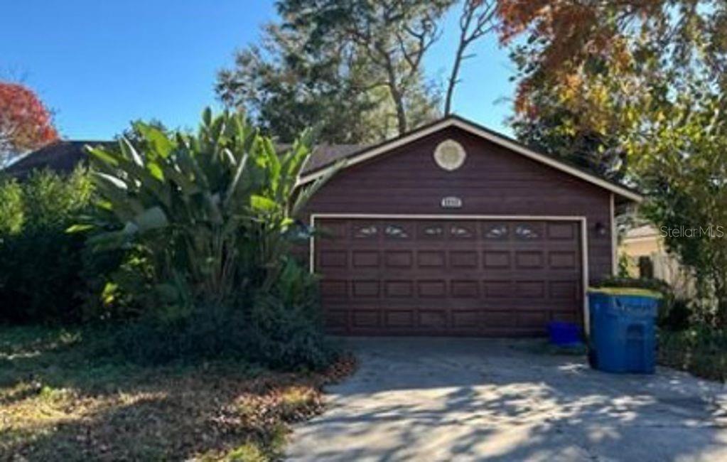 Listing Details for 8050 Marseilles Drive, JACKSONVILLE, FL 32277