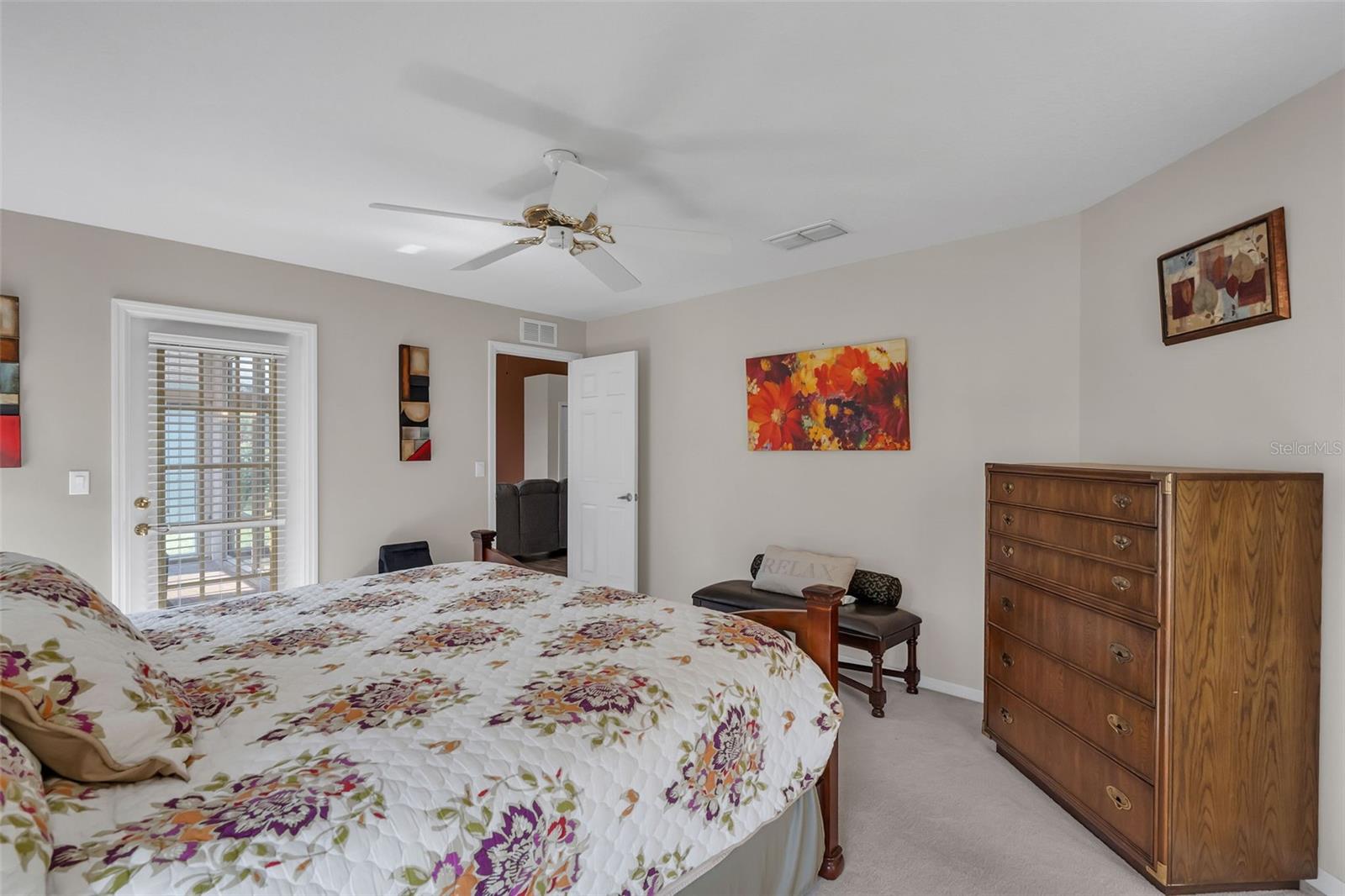 Image 19 of 51 For 213 High Vista Dr