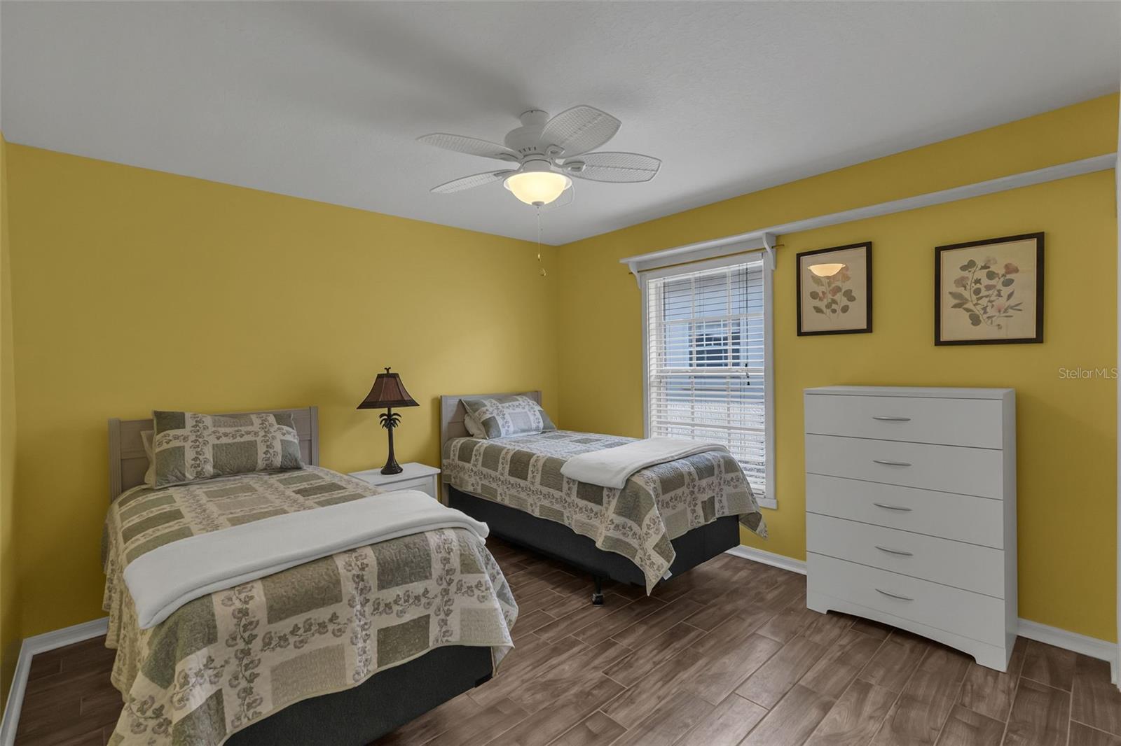 Image 27 of 51 For 213 High Vista Dr