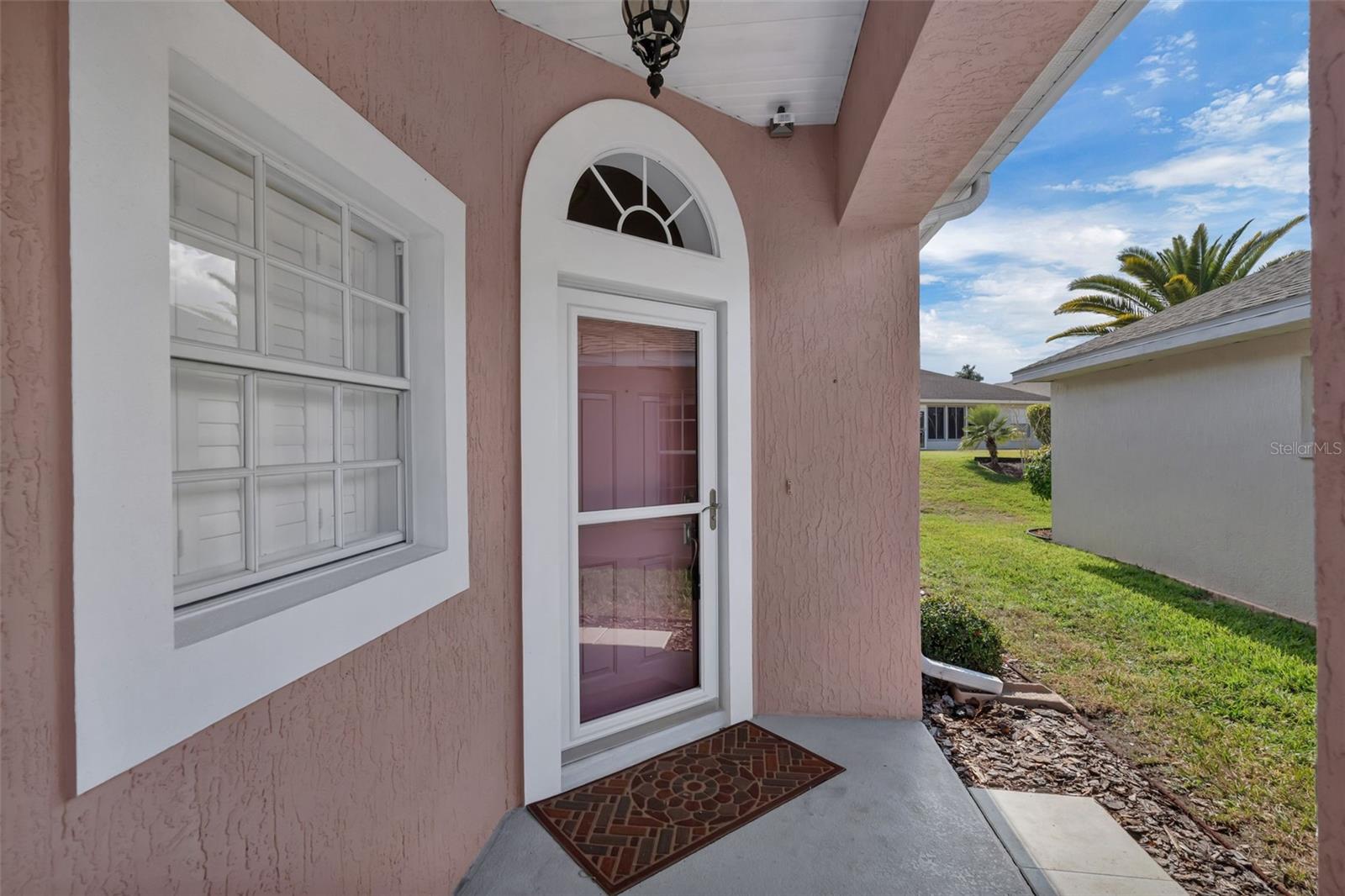 Image 3 of 51 For 213 High Vista Dr