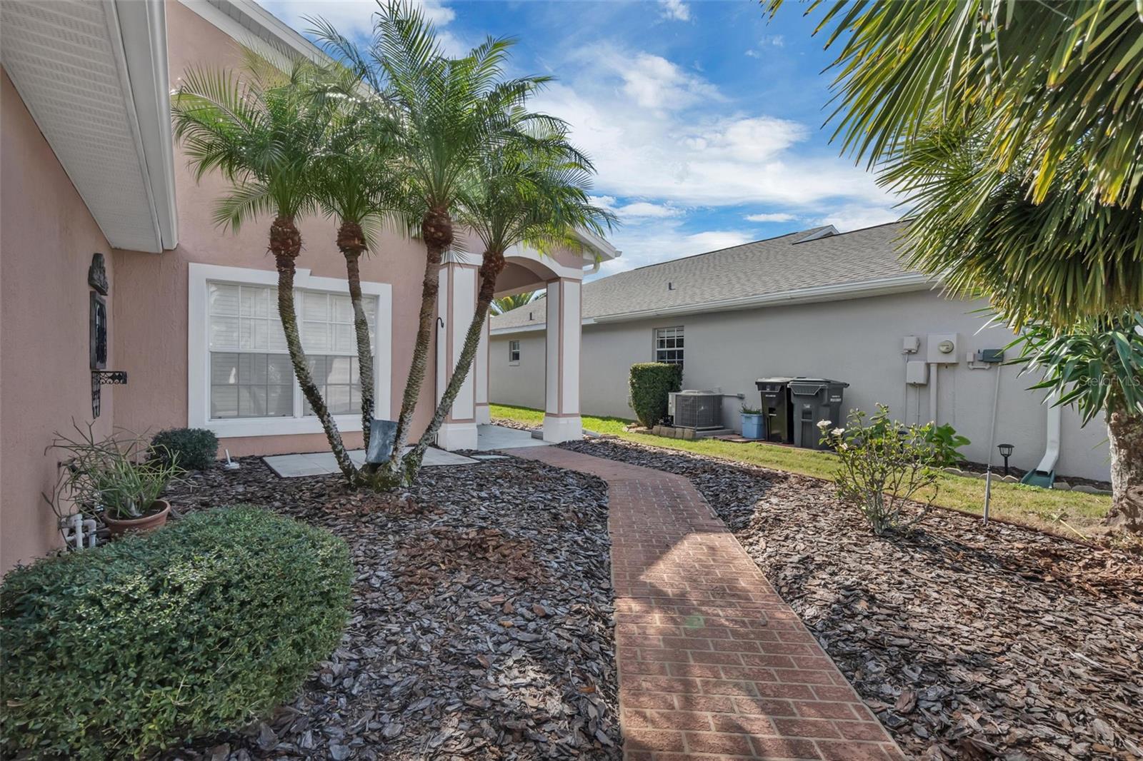 Image 41 of 51 For 213 High Vista Dr