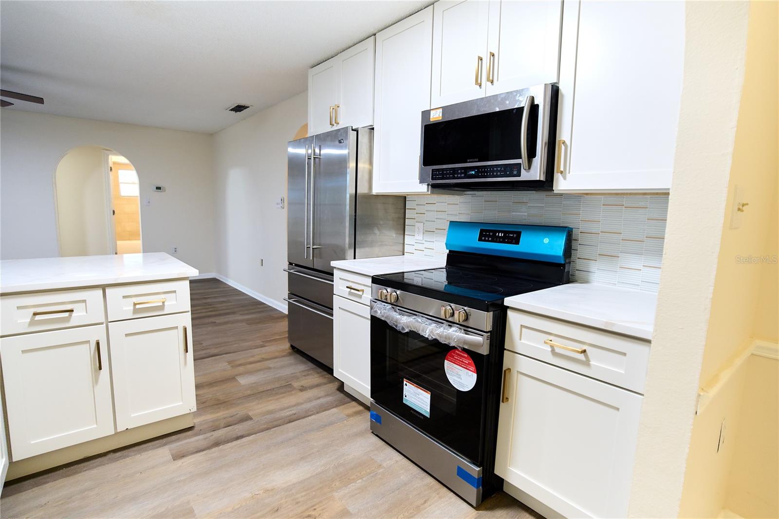 Image 5 of 14 For 3150 Valley High Drive