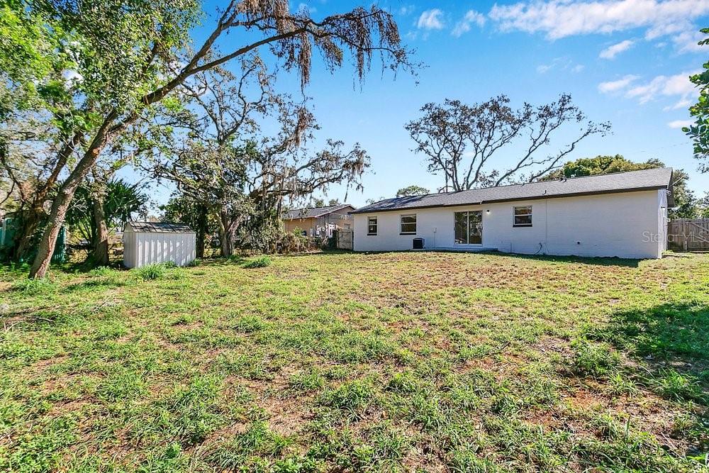 Image 21 of 31 For 6435 Chantry Street