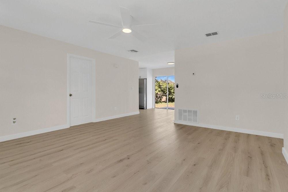 Image 5 of 31 For 6435 Chantry Street