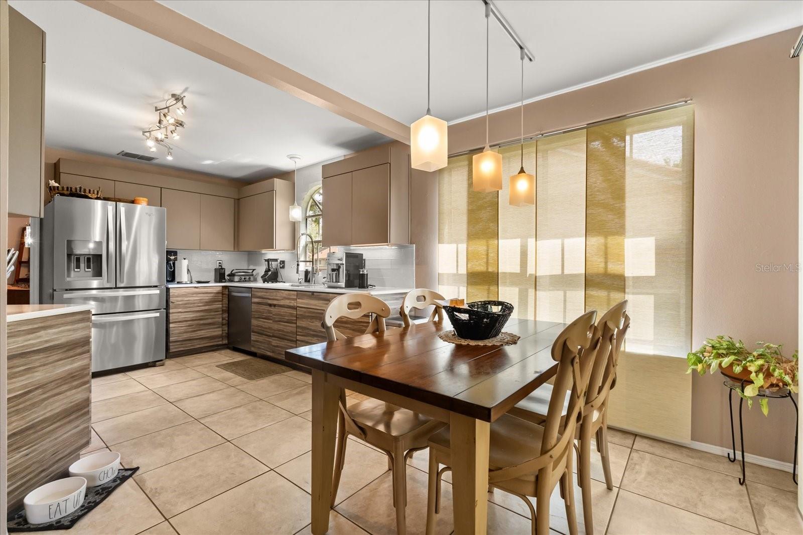 Image 13 of 37 For 618 Via Milano